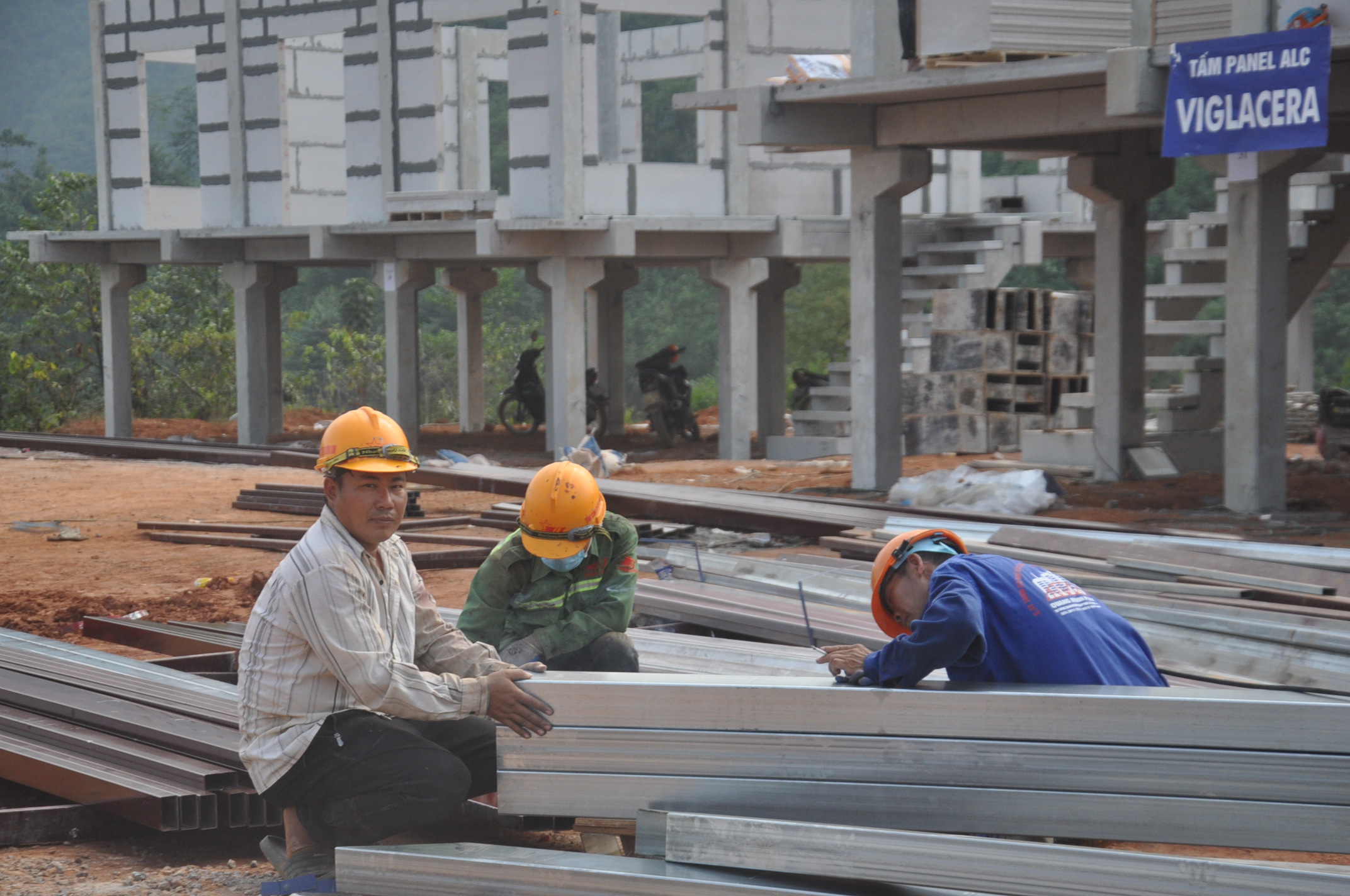 Xuân trên những bản làng “sự sống nảy nở từ cái chết”- Ảnh 9.