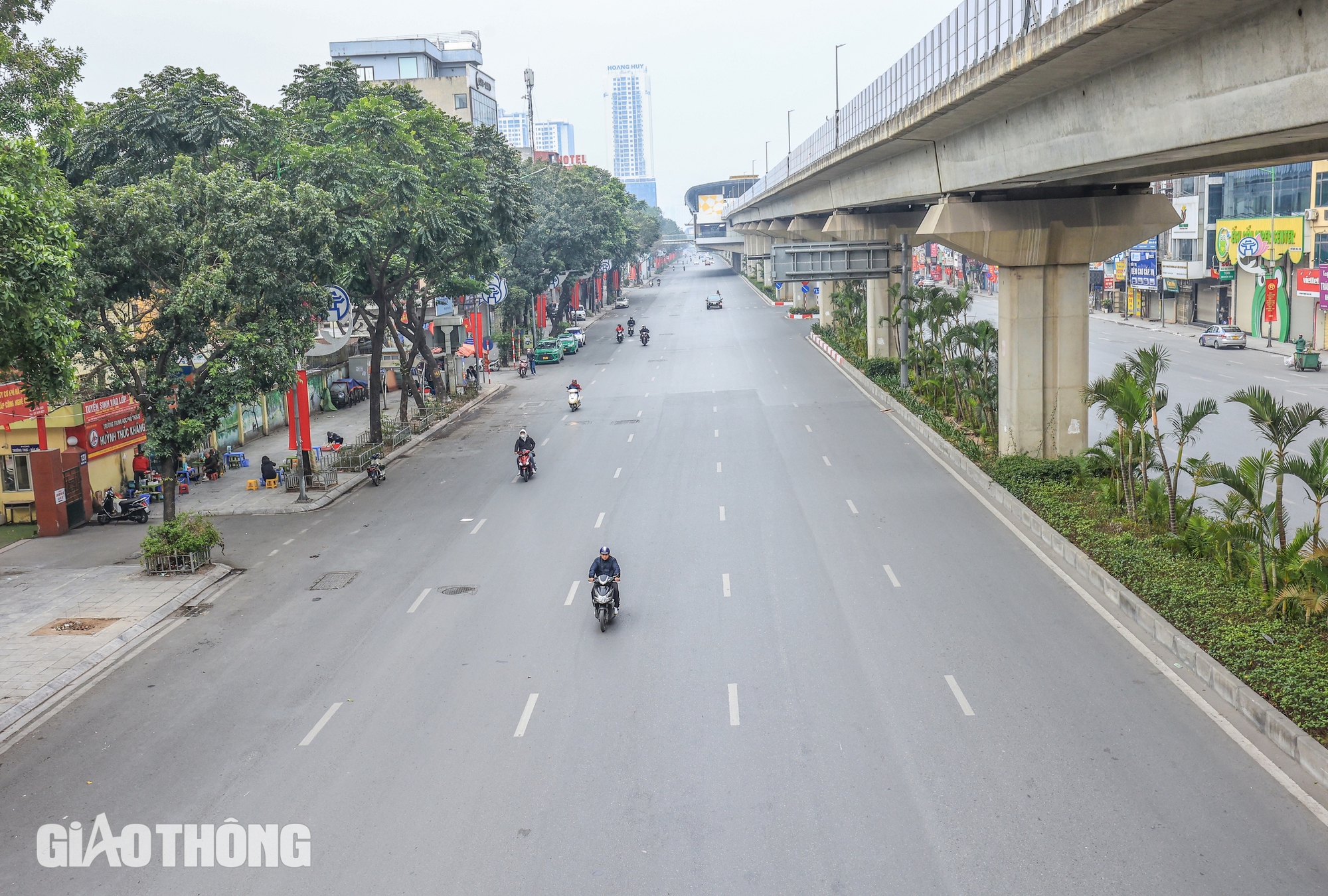 Hà Nội bình yên đến lạ sáng mùng 1 Tết- Ảnh 6.