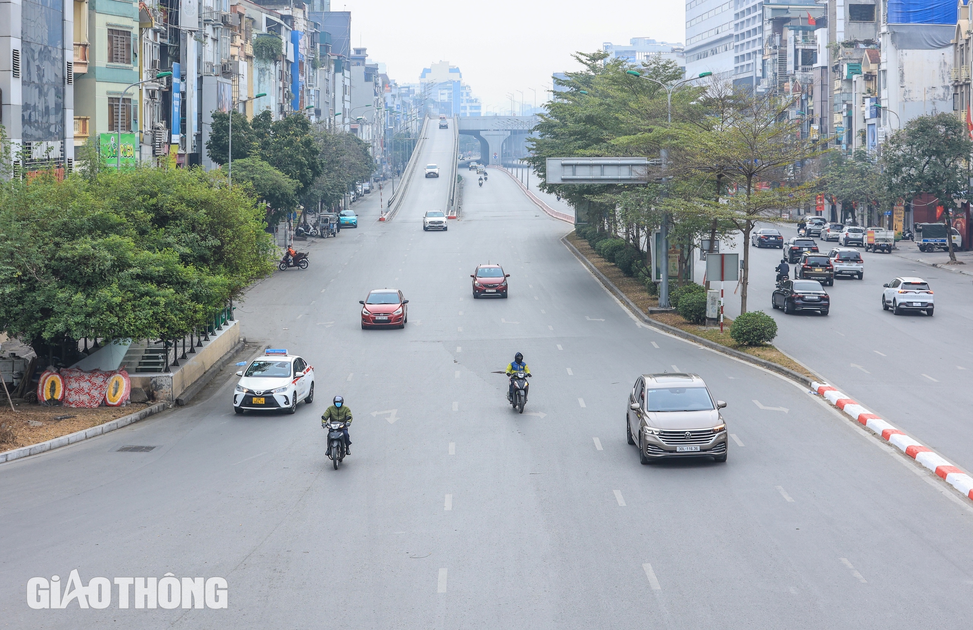 Hà Nội bình yên đến lạ sáng mùng 1 Tết- Ảnh 7.