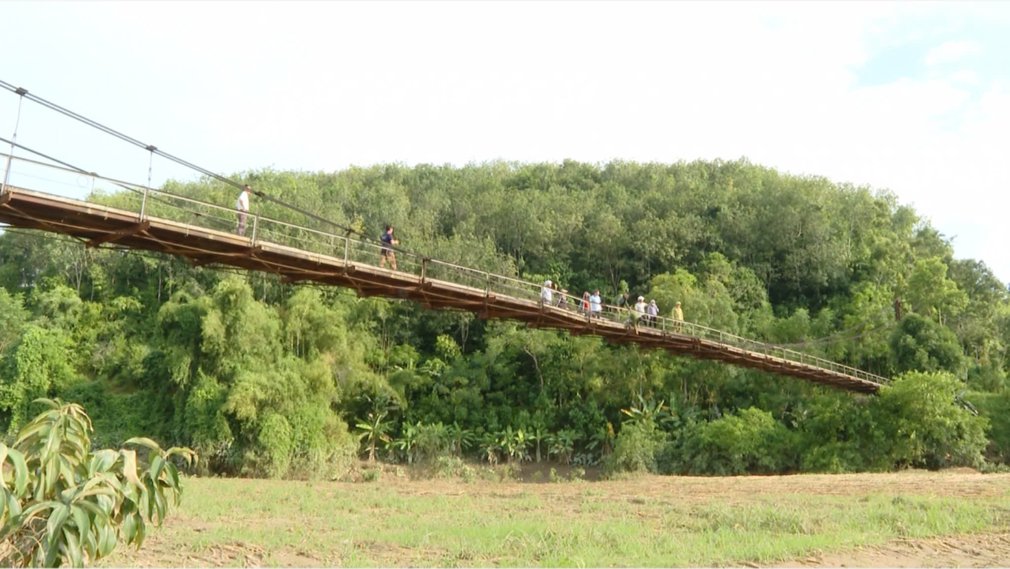 Đèo Cả chung tay làm cầu mới, xóa cầu treo xuống cấp ở Hà Giang- Ảnh 2.