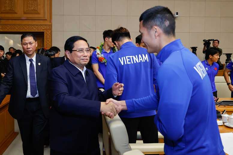 Thủ tướng: Bóng đá Việt Nam đặt mục tiêu vô địch châu Á, tham dự World Cup- Ảnh 6.