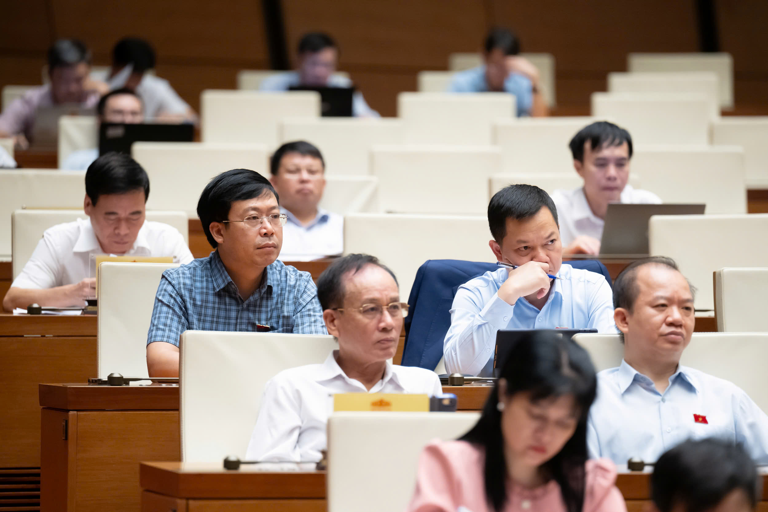 Luật hóa cơ chế bảo vệ để viên chức dám đổi mới sáng tạo, không sợ trách nhiệm- Ảnh 2.