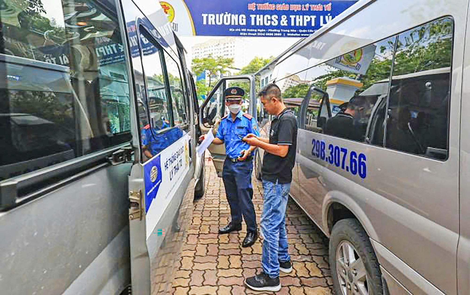 Thiết bị cảnh báo quên trẻ em trên ô tô được lắp đặt thế nào?- Ảnh 3. Thiết bị cảnh báo quên trẻ em trên ô tô được lắp đặt thế nào?- Ảnh 3.