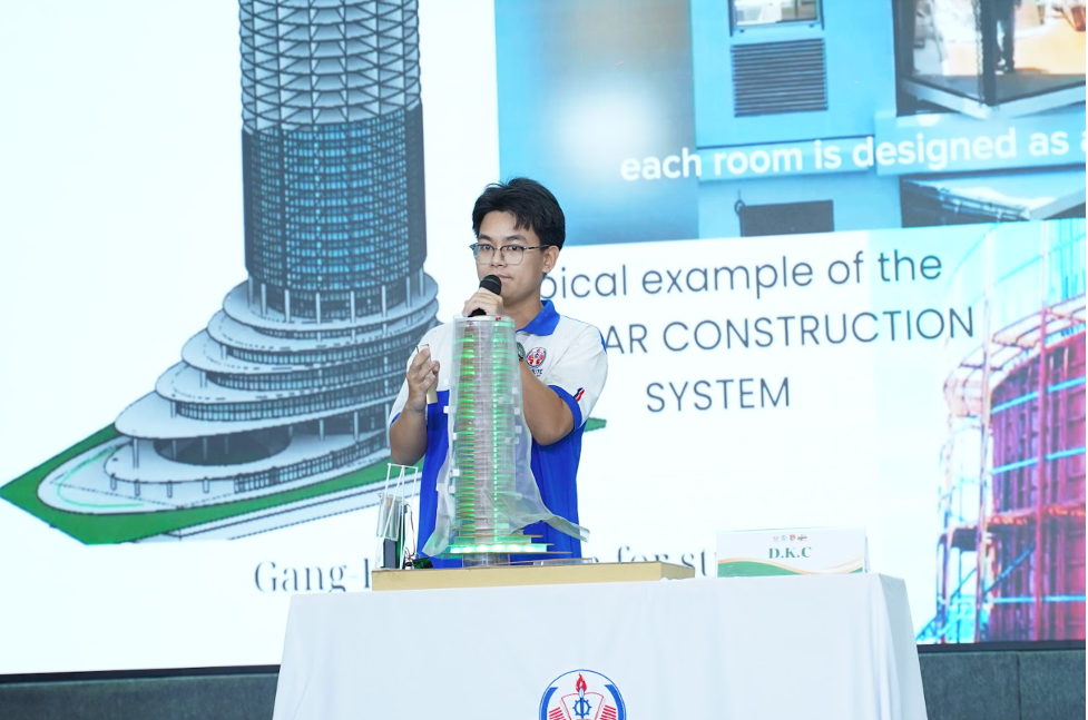 TP.HCM: Trao giải cuộc thi Kỹ sư Xây dựng tương lai lần thứ 10- Ảnh 1. TP.HCM: Trao giải cuộc thi Kỹ sư Xây dựng tương lai lần thứ 10- Ảnh 1.