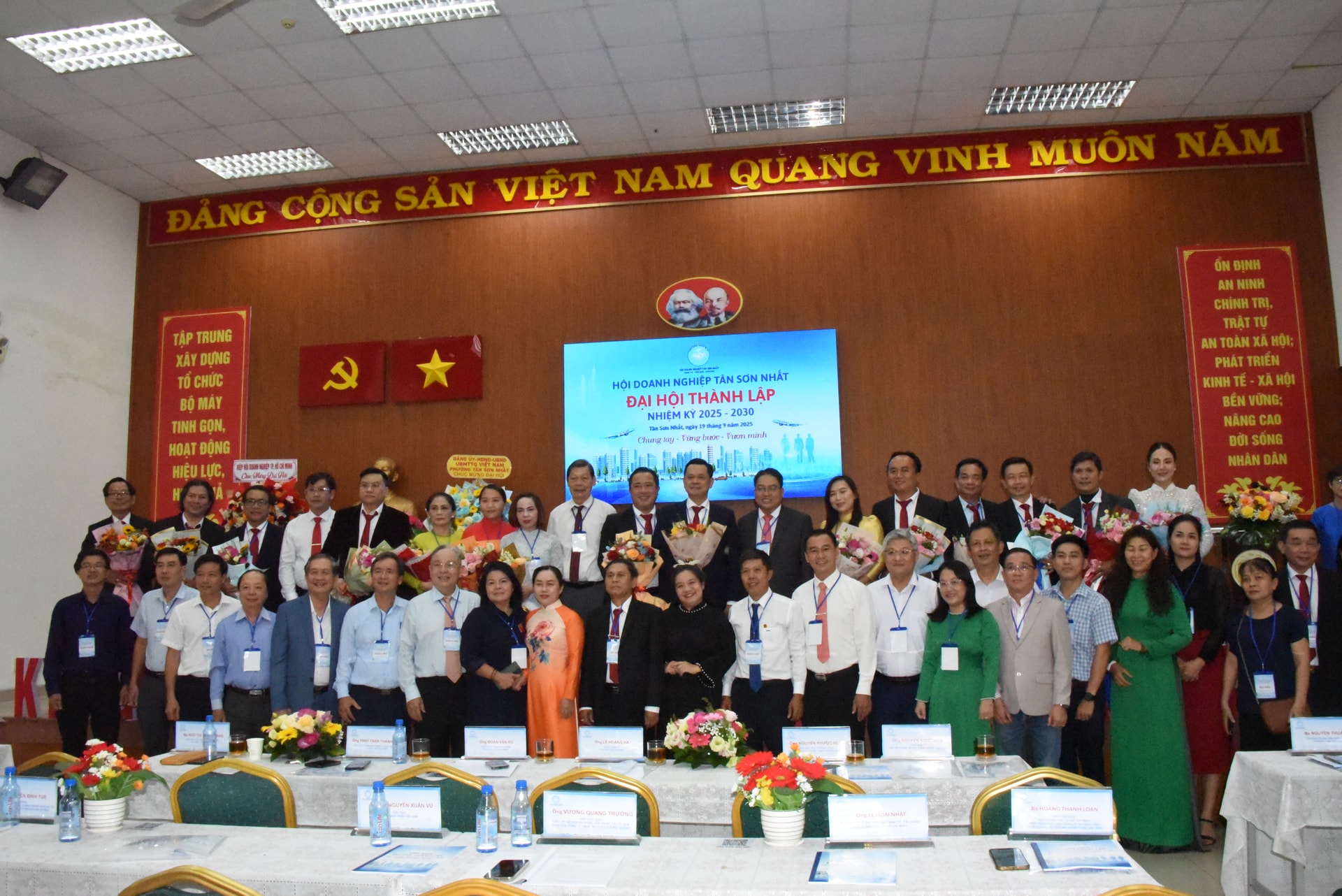 Doanh nghiệp TP.HCM chung tay xây dựng nông thôn mới, vì cộng đồng- Ảnh 4. Doanh nghiệp TP.HCM chung tay xây dựng nông thôn mới, vì cộng đồng- Ảnh 4.