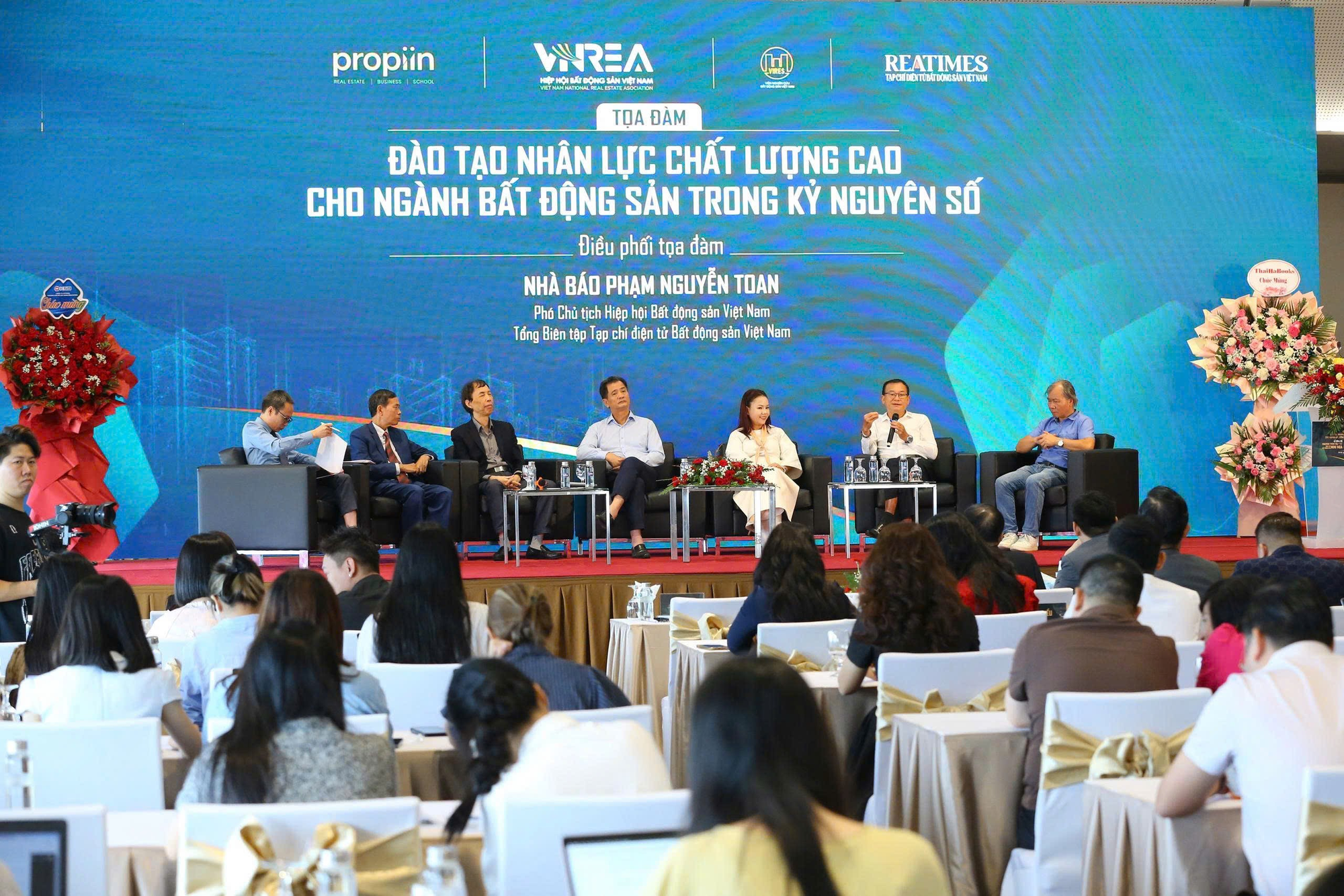 Ngành bất động sản: Thiếu chương trình đào tạo nhân lực chất lượng cao- Ảnh 1. Ngành bất động sản: Thiếu chương trình đào tạo nhân lực chất lượng cao- Ảnh 1.