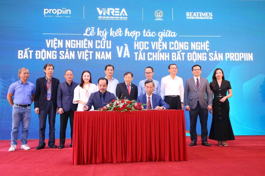 Ngành bất động sản: Thiếu chương trình đào tạo nhân lực chất lượng cao- Ảnh 2. Ngành bất động sản: Thiếu chương trình đào tạo nhân lực chất lượng cao- Ảnh 2.