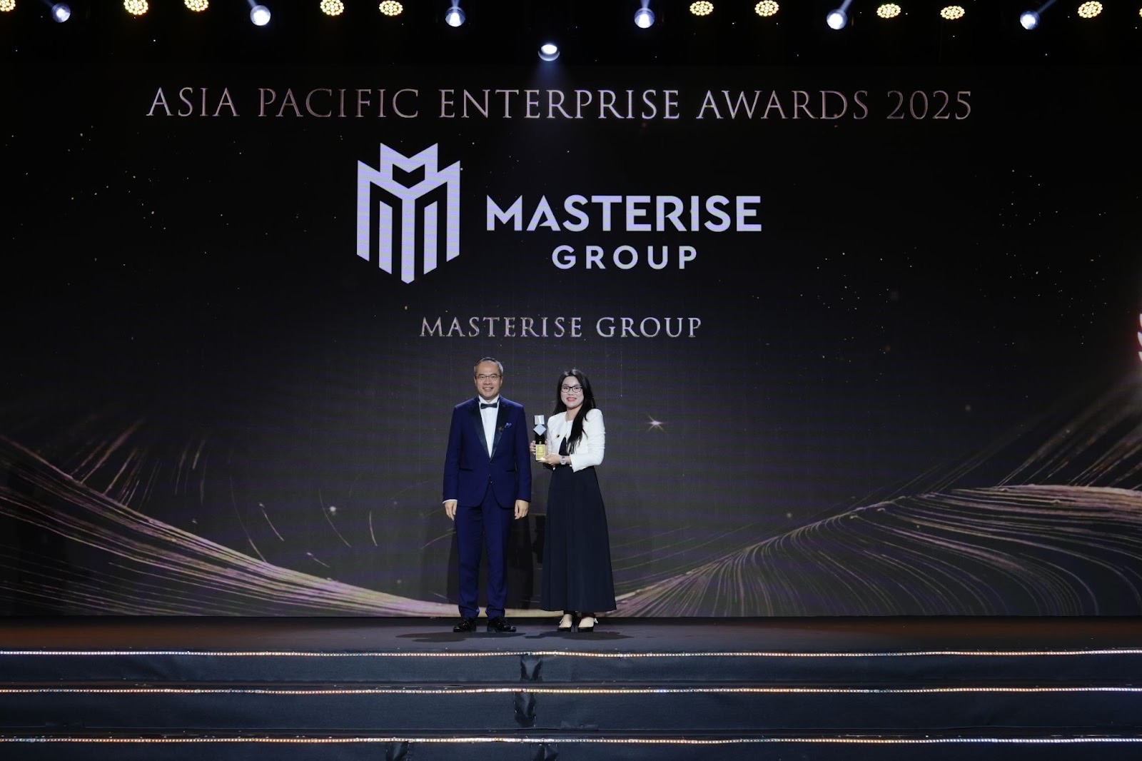Masterise Group chiến thắng “kép” tại Giải thưởng Doanh nghiệp châu Á 2025- Ảnh 1.
