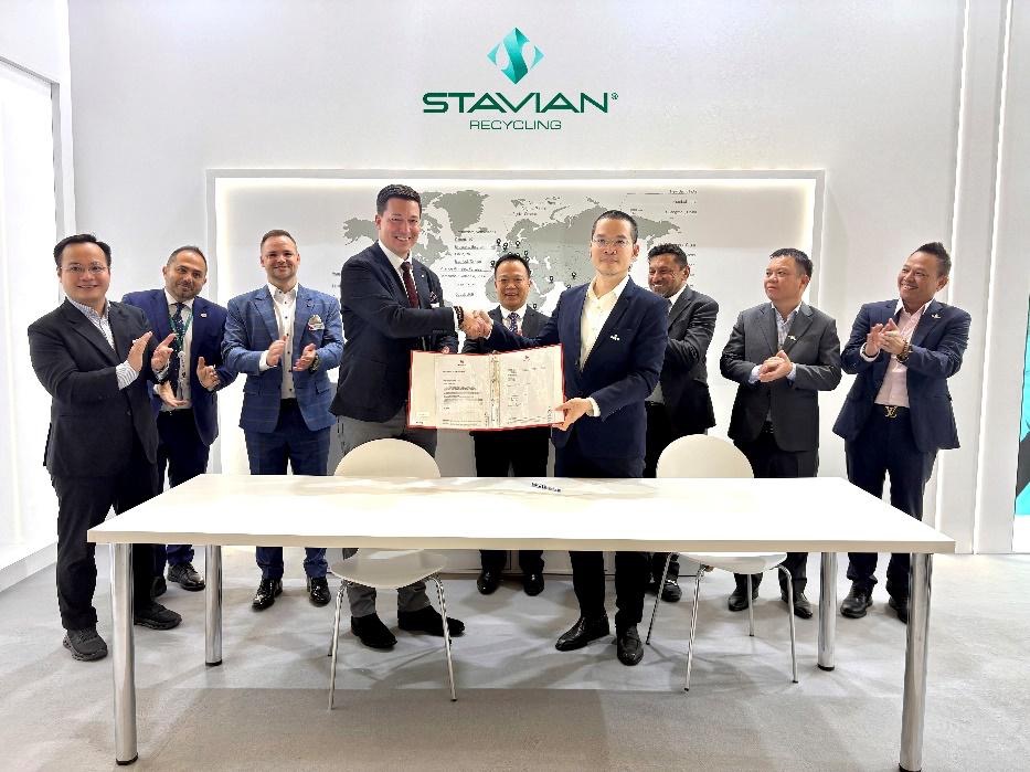 Stavian Recycling ký kết hợp tác với Starlinger và Amut tại dự án Stavian Thanh Hóa- Ảnh 1. Stavian Recycling ký kết hợp tác với Starlinger và Amut tại dự án Stavian Thanh Hóa- Ảnh 1.