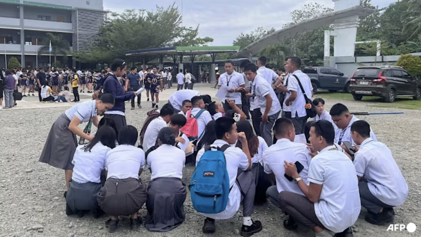 Động đất mạnh làm rung chuyển Philippines, nhiều nhà dân, công trình hư hại- Ảnh 4. Động đất mạnh làm rung chuyển Philippines, nhiều nhà dân, công trình hư hại- Ảnh 4.