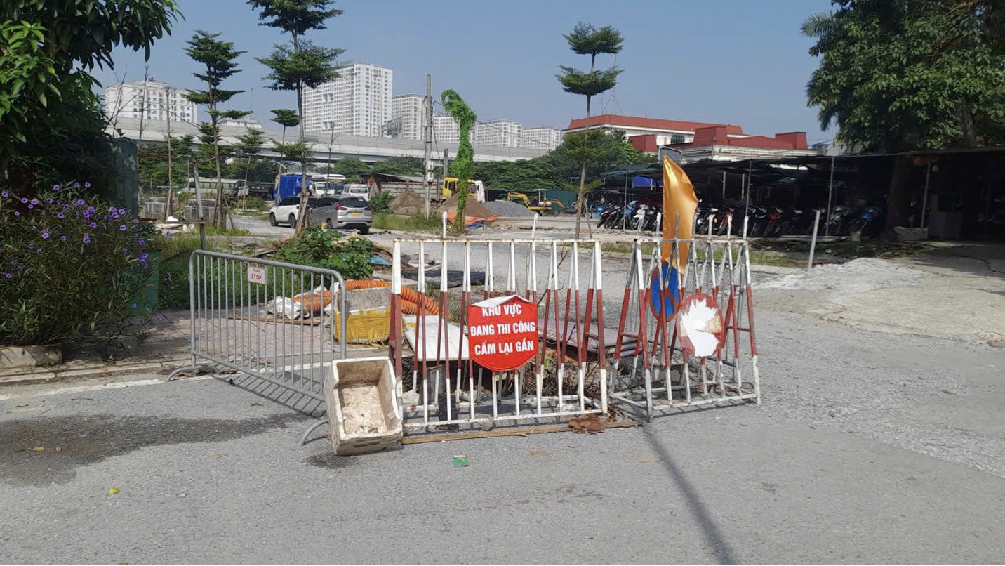 Chủ đầu tư khẩn trương khắc phục sự cố sụt lún tại khu vực Trần Cung- Ảnh 1.