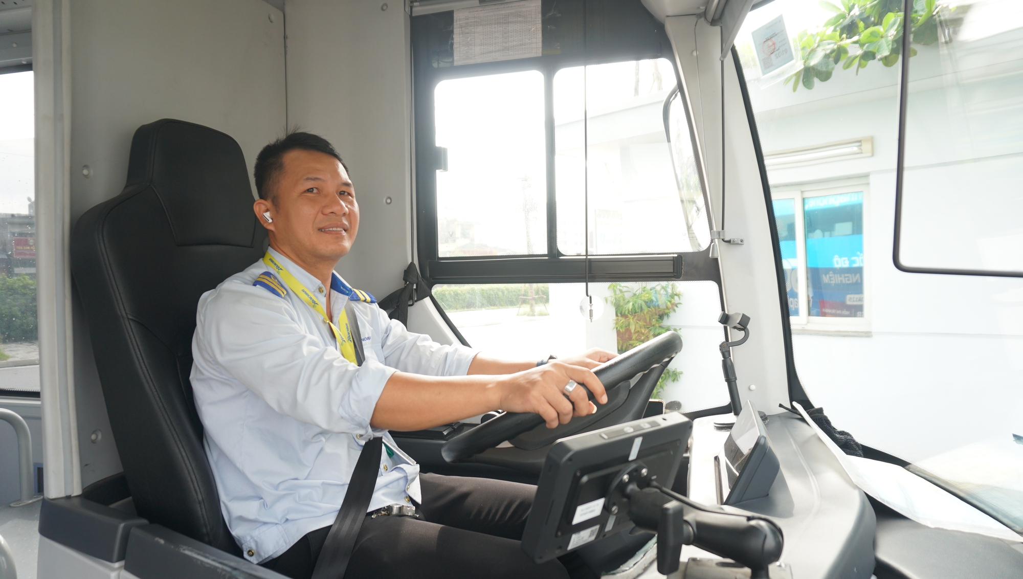Từ tay lái đến niềm tin và câu chuyện của người lái xe đạt “Vô lăng vàng” Transerco- Ảnh 2. Từ tay lái đến niềm tin và câu chuyện của người lái xe đạt “Vô lăng vàng” Transerco- Ảnh 2.