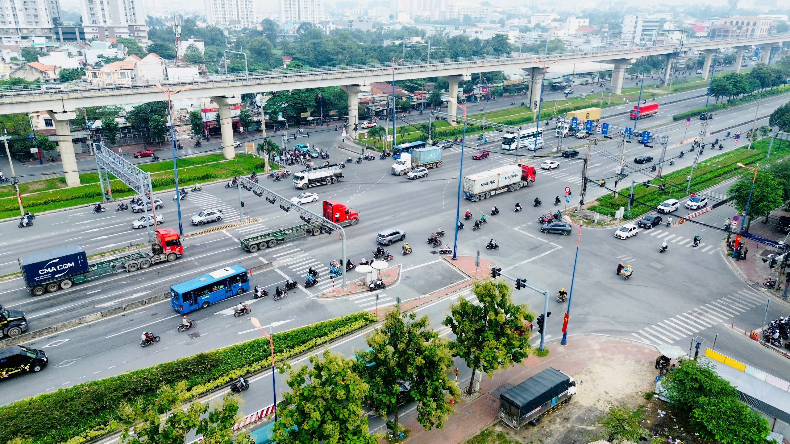 TP.HCM chạy đua giải phóng mặt bằng, chuẩn bị khởi công Vành đai 2 vào cuối năm 2025- Ảnh 3. TP.HCM chạy đua giải phóng mặt bằng, chuẩn bị khởi công Vành đai 2 vào cuối năm 2025- Ảnh 3.