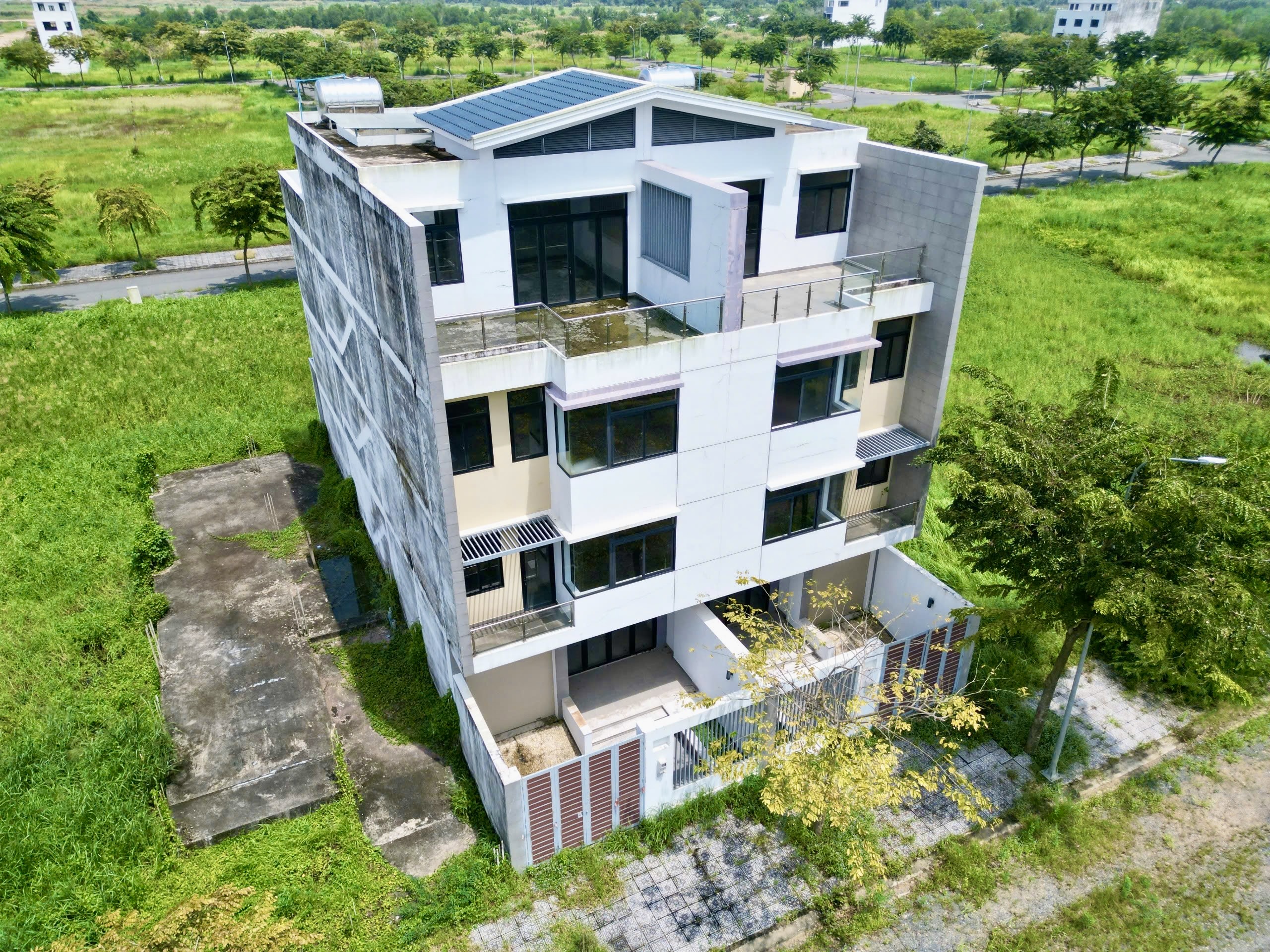 Toàn cảnh dự án King Bay Đồng Nai, dấu chấm lửng của giấc mơ đô thị sinh thái ven sông- Ảnh 7. Toàn cảnh dự án King Bay Đồng Nai, dấu chấm lửng của giấc mơ đô thị sinh thái ven sông- Ảnh 7.