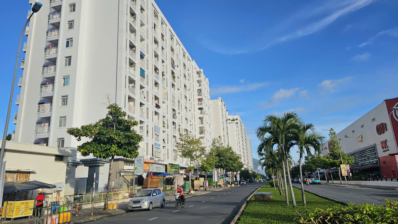 Sau hợp nhất hành chính, bất động sản Khánh Hòa giao dịch tăng gấp ba lần- Ảnh 1.