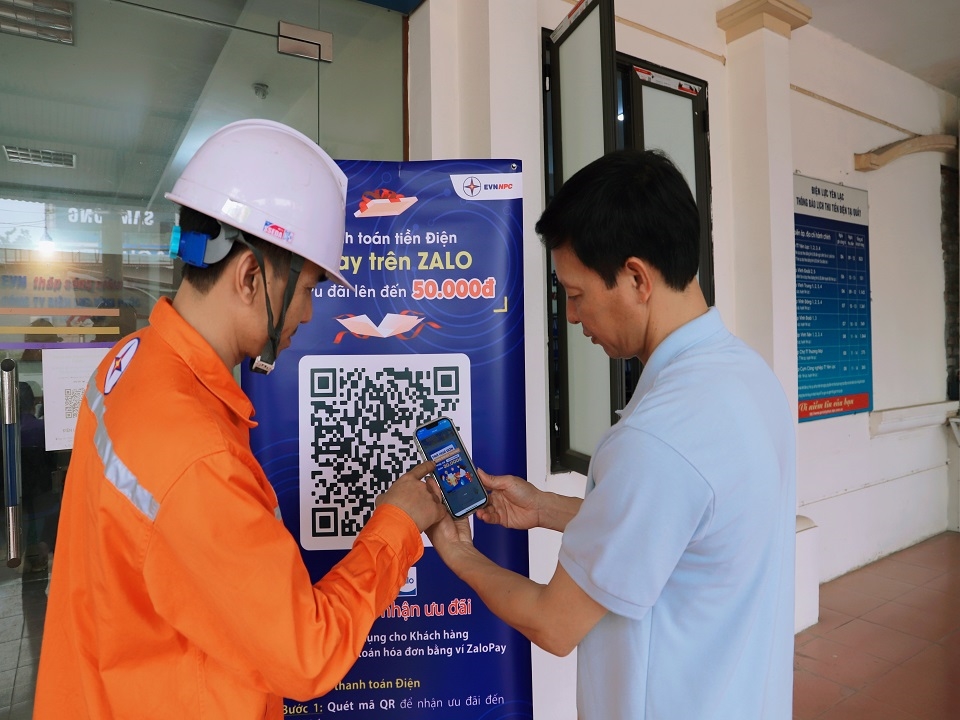 EVNNPC tăng tốc đầu tư, hiện đại hóa lưới điện- Ảnh 2. EVNNPC tăng tốc đầu tư, hiện đại hóa lưới điện- Ảnh 2.