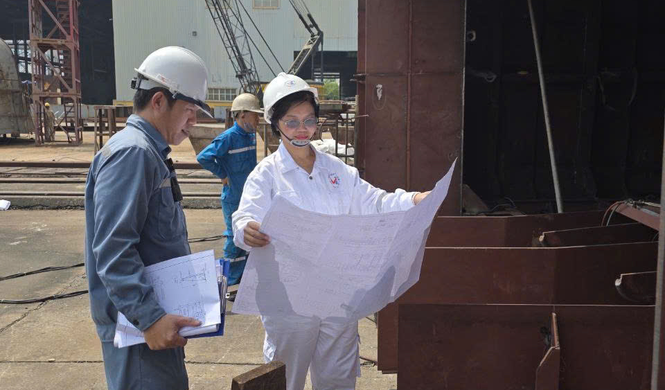 Người "gác cửa" an toàn cho những con tàu Việt- Ảnh 1.