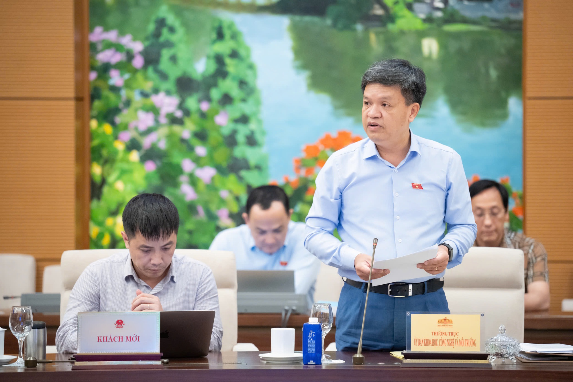 Siết quản lý đất hiếm - khoáng sản chiến lược trong sản xuất xe điện, drone- Ảnh 3. Siết quản lý đất hiếm - khoáng sản chiến lược trong sản xuất xe điện, drone- Ảnh 3.