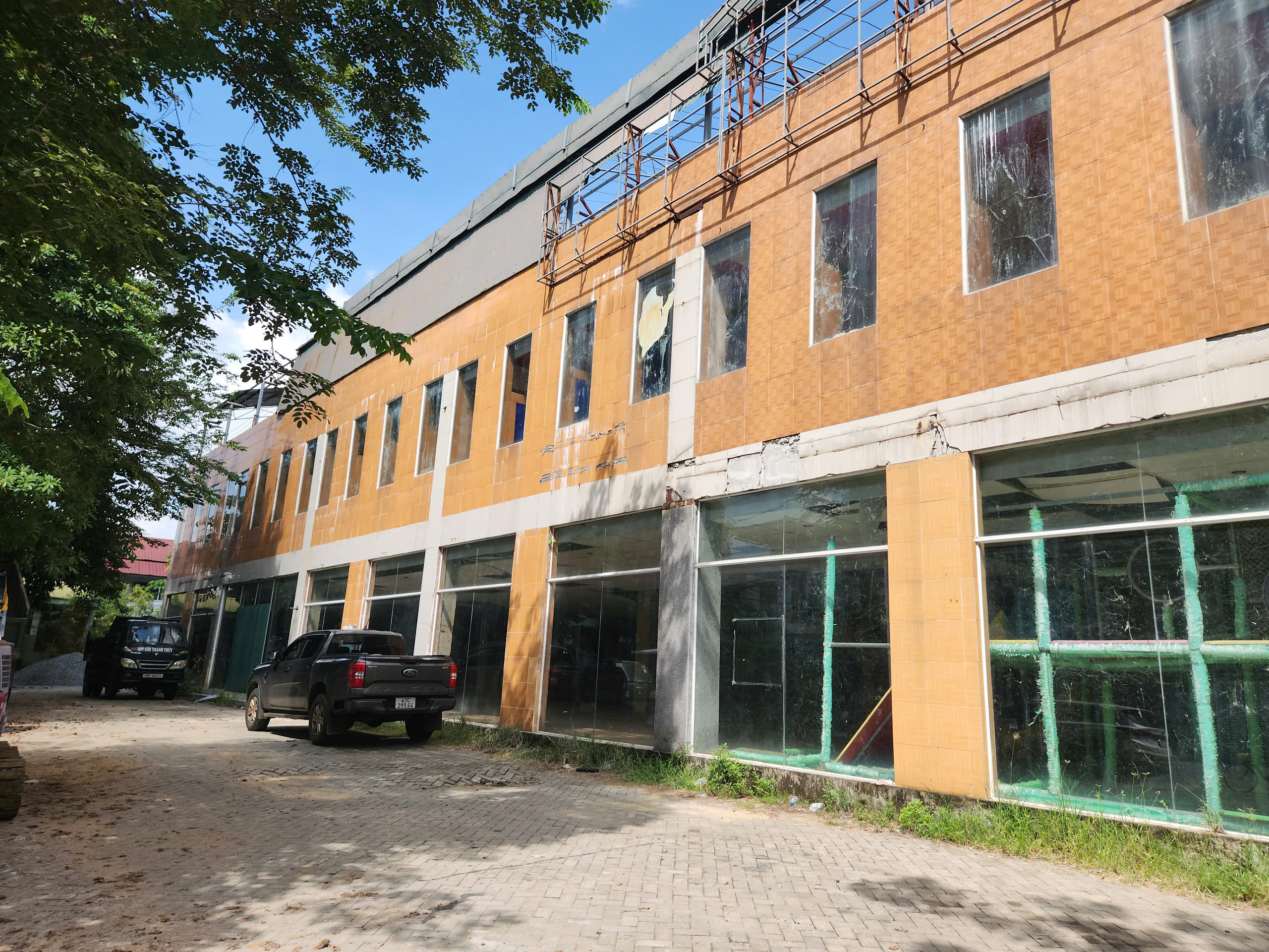 Quảng Ngãi tạo điều kiện để nhà đầu tư triển khai dự án thương mại, nhà ở xã hội 20 tầng- Ảnh 2. Quảng Ngãi tạo điều kiện để nhà đầu tư triển khai dự án thương mại, nhà ở xã hội 20 tầng- Ảnh 2.