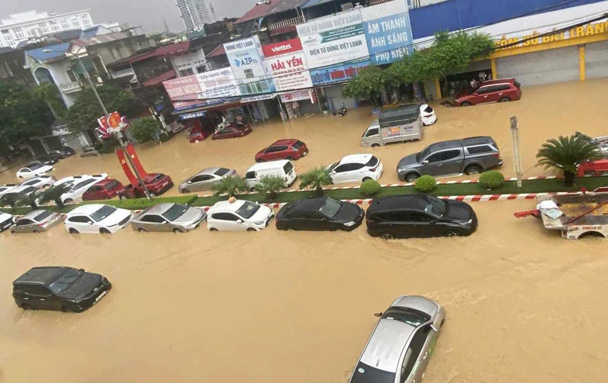 Xe bị ngập nước, thủy kích bồi thường thế nào?- Ảnh 4. Xe bị ngập nước, thủy kích bồi thường thế nào?- Ảnh 4.