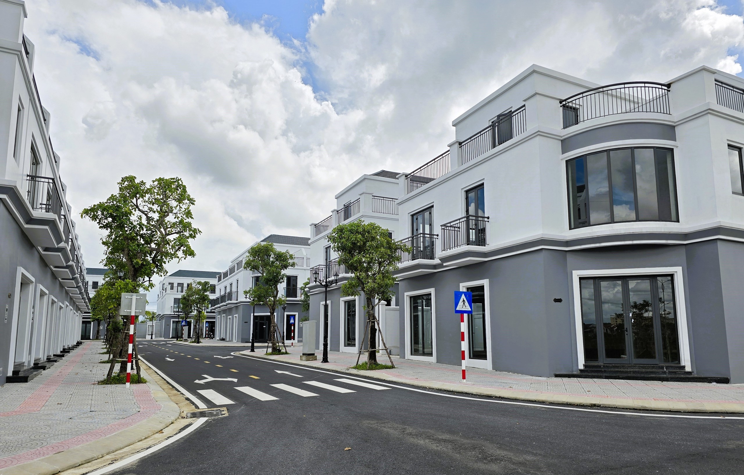 Cận cảnh những căn nhà ở xã hội tại dự án đầu tiên ở Quảng Trị sắp mở bán- Ảnh 3. Cận cảnh những căn nhà ở xã hội tại dự án đầu tiên ở Quảng Trị sắp mở bán- Ảnh 3.