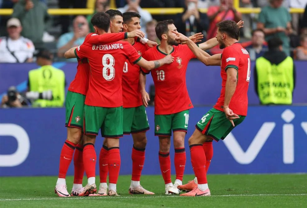 Nhận định, dự đoán kết quả Bồ Đào Nha và Hungary, vòng loại World Cup 2026- Ảnh 1. Nhận định, dự đoán kết quả Bồ Đào Nha và Hungary, vòng loại World Cup 2026- Ảnh 1.
