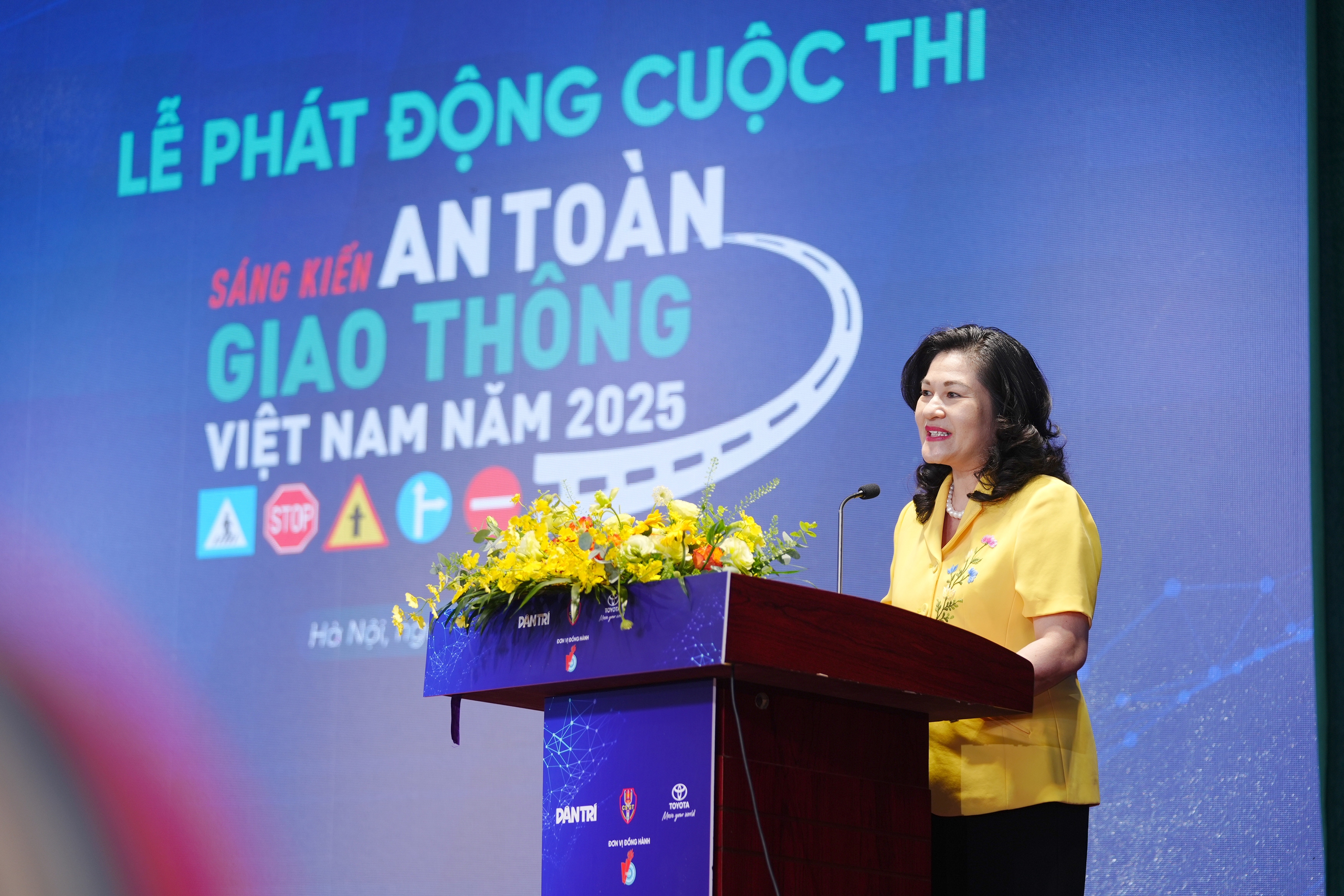 Cục CSGT và nhiều đơn vị tìm giải pháp ứng dụng AI kéo giảm vi phạm, tai nạn giao thông- Ảnh 2. Cục CSGT và nhiều đơn vị tìm giải pháp ứng dụng AI kéo giảm vi phạm, tai nạn giao thông- Ảnh 2.