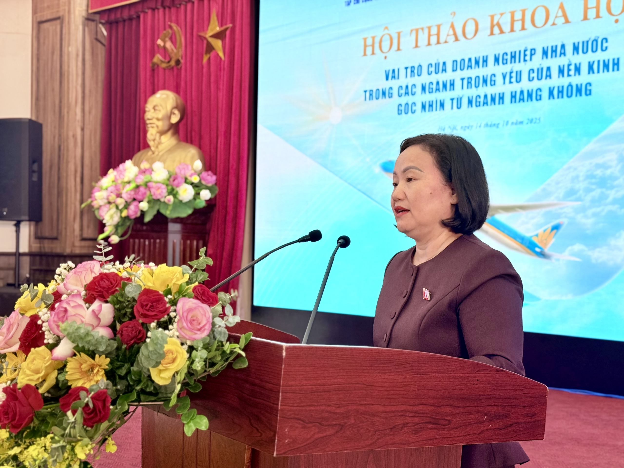 Doanh nghiệp Nhà nước phải giữ vai trò chủ đạo, dẫn dắt tăng trưởng kinh tế- Ảnh 2. Doanh nghiệp Nhà nước phải giữ vai trò chủ đạo, dẫn dắt tăng trưởng kinh tế- Ảnh 2.
