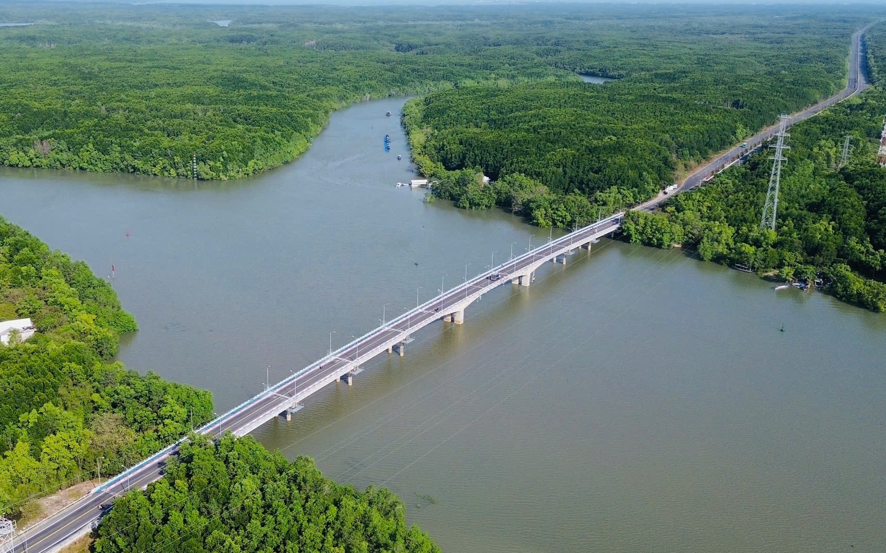 TP.HCM đề xuất chủ trương đầu tư tuyến metro Bến Thành - Cần Giờ 85.650 tỷ đồng- Ảnh 3. TP.HCM thành lập Hội đồng thẩm định dự án tuyến metro kết nối trung tâm với Cần Giờ
