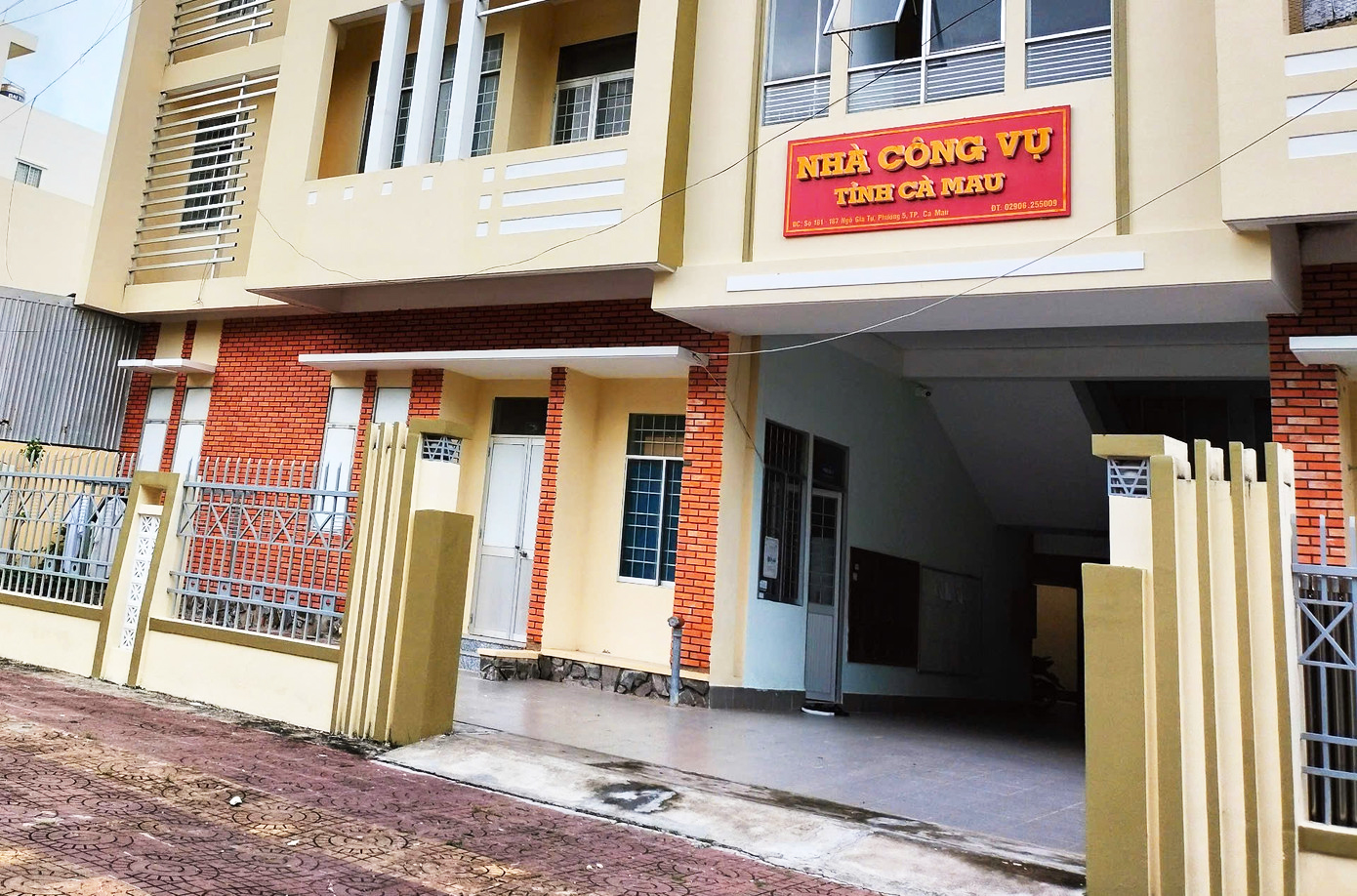 Cà Mau tăng cường quản lý nhà ở, nhà công vụ và công sở- Ảnh 1.