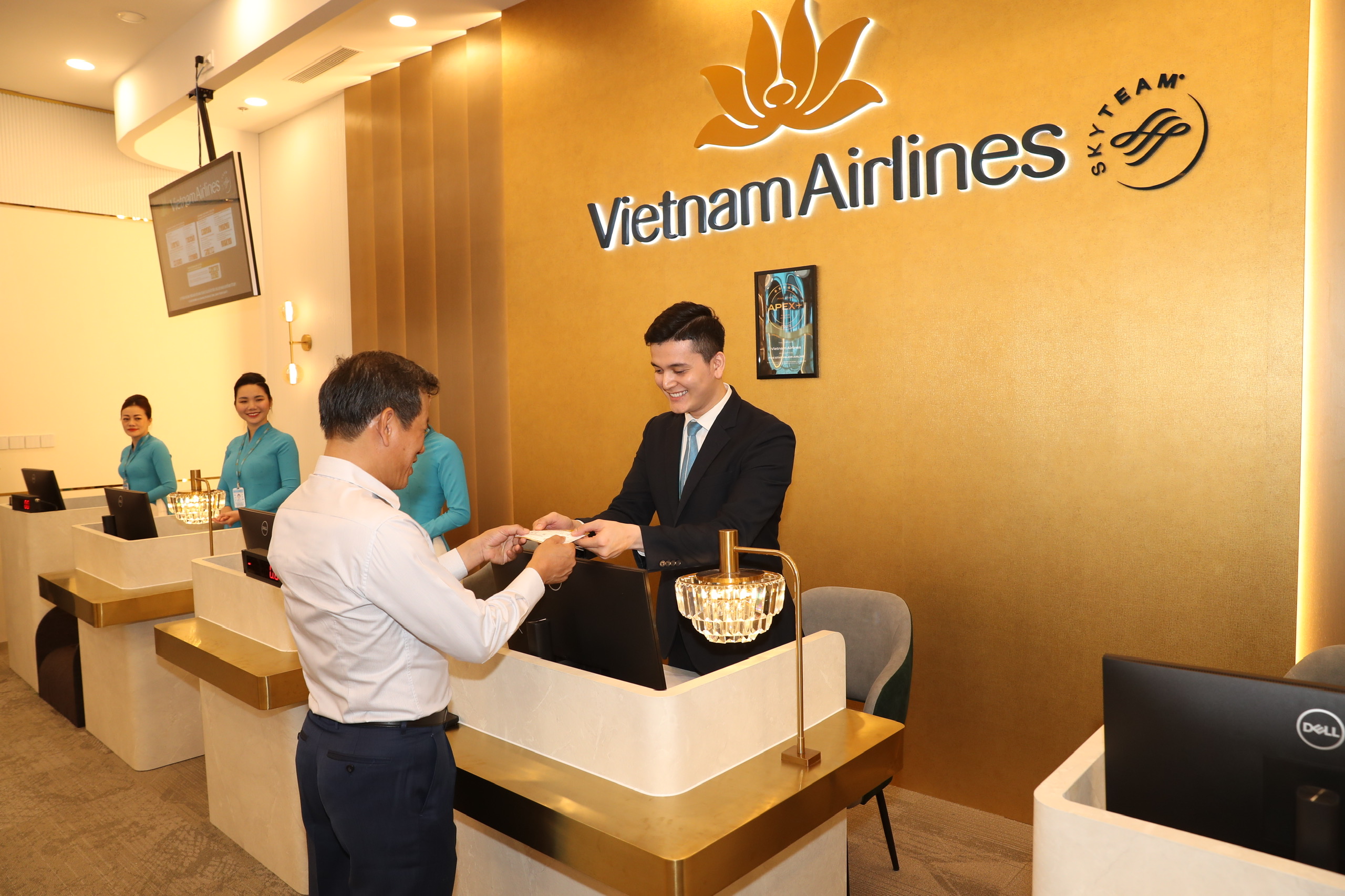 Tân Sơn Nhất có dịch vụ đẳng cấp đầu tiên cho giới thương gia- Ảnh 2. Tân Sơn Nhất có dịch vụ đẳng cấp đầu tiên cho giới thương gia- Ảnh 2.