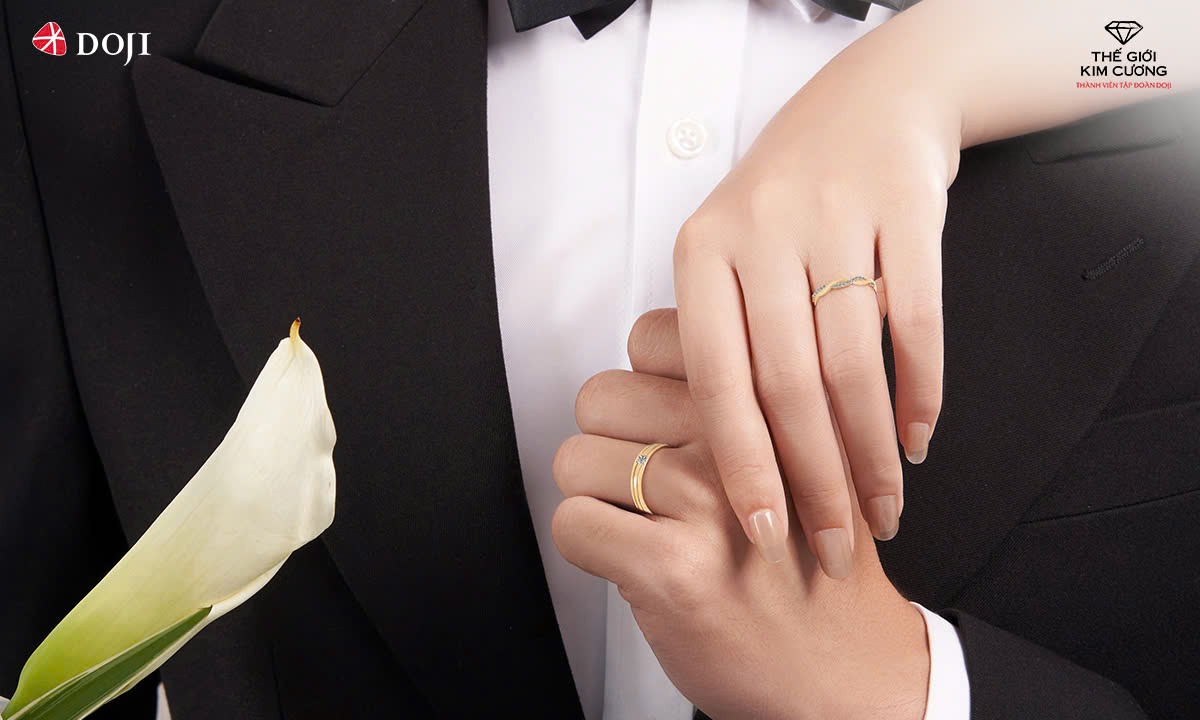 Cách chọn nhẫn cưới kim cương đúng điệu- Ảnh 4. Cách chọn nhẫn cưới kim cương đúng điệu- Ảnh 4.