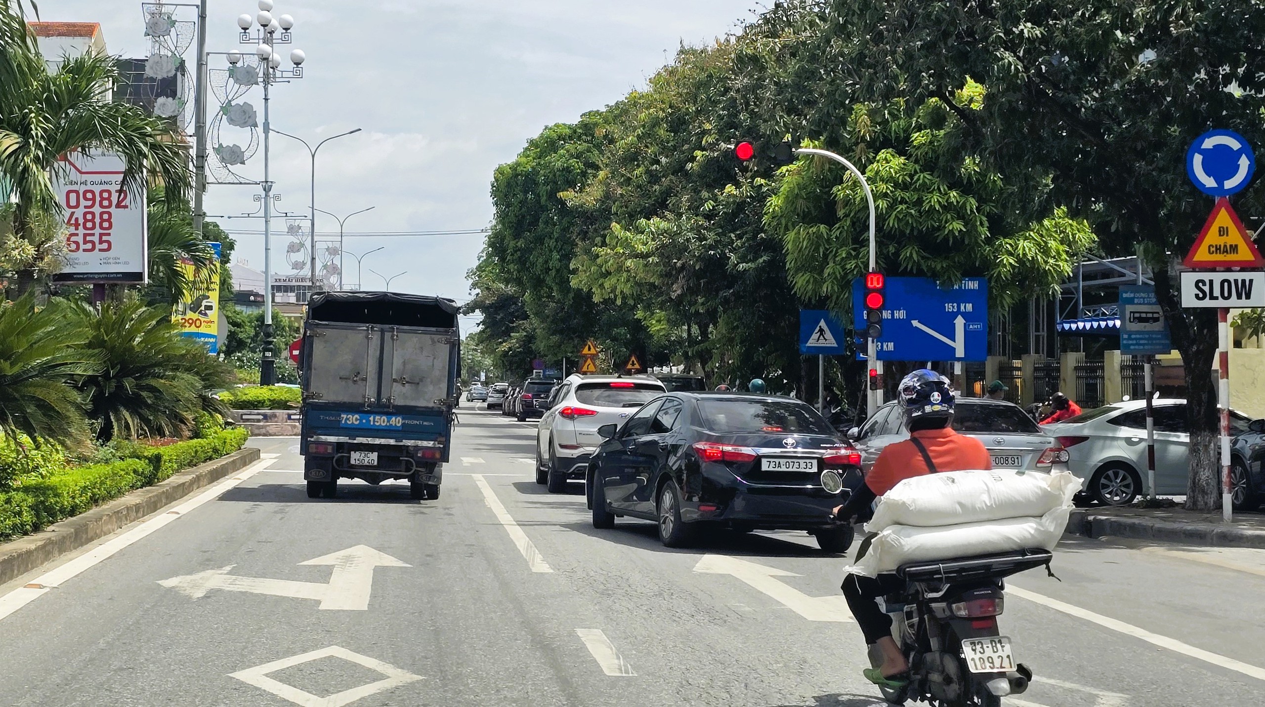 Quảng Trị phê duyệt chủ trương đầu tư xây dựng các bãi đỗ xe công cộng- Ảnh 1. Quảng Trị phê duyệt chủ trương đầu tư xây dựng các bãi đỗ xe công cộng- Ảnh 1.