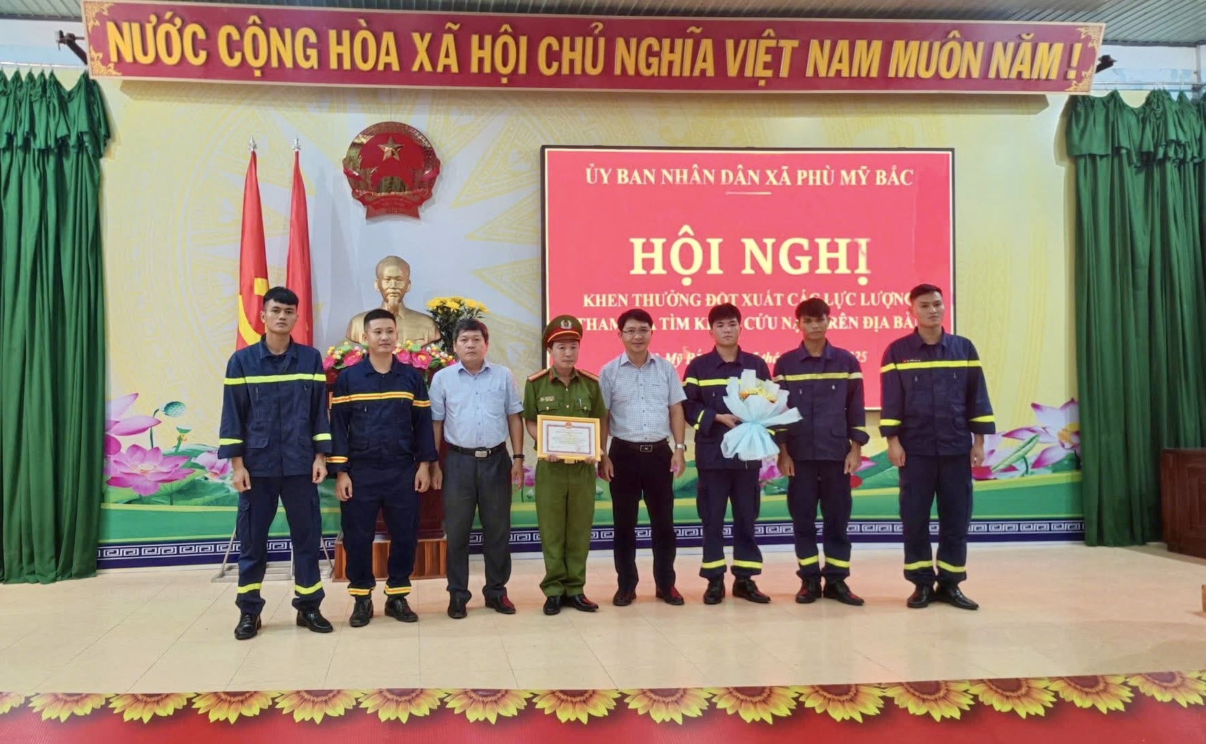 Cứu sống người đàn ông  ở Gia Lai rơi xuống giếng hoang sau 1 đêm- Ảnh 2.