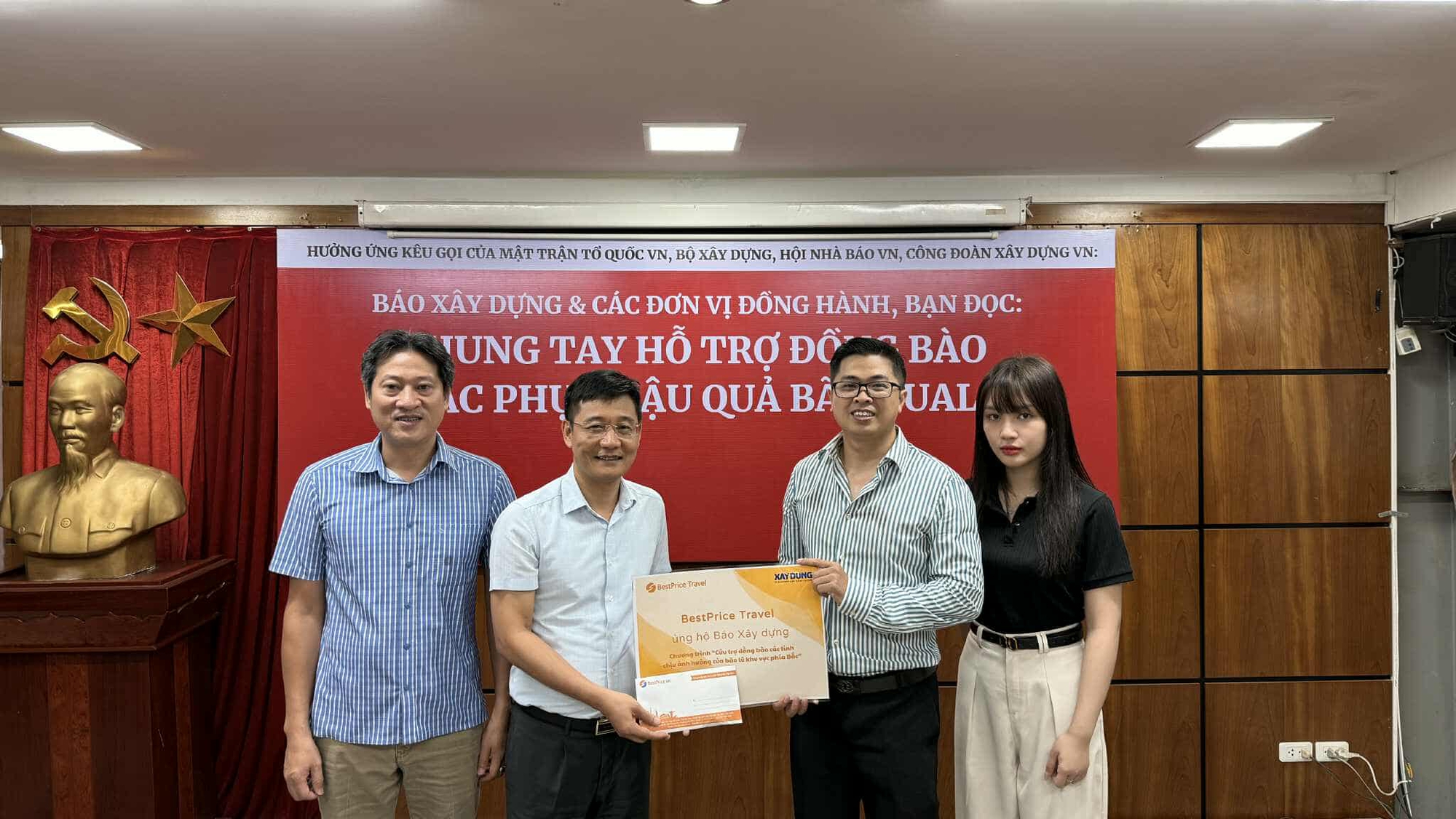 Báo Xây dựng và các nhà tài trợ ủng hộ hơn 2,4 tỷ đồng giúp Thái Nguyên khắc phục bão lũ- Ảnh 6. Báo Xây dựng và các nhà tài trợ ủng hộ hơn 2,4 tỷ đồng giúp Thái Nguyên khắc phục bão lũ- Ảnh 6.