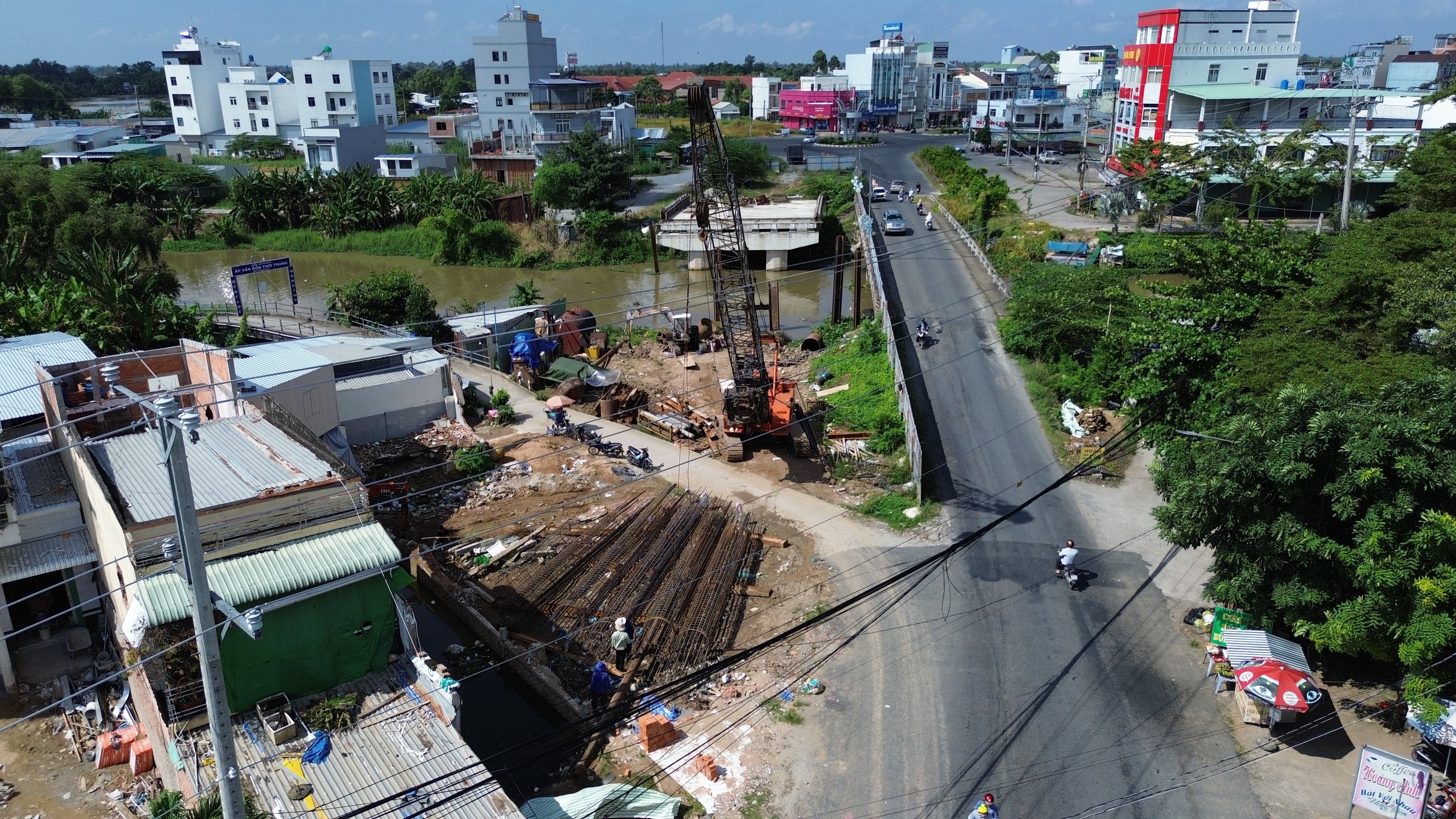 Cầu cuối cùng trên tỉnh lộ 922 ở Cần Thơ tái khởi động sau gần 3 năm đình trệ- Ảnh 1. Cầu cuối cùng trên tỉnh lộ 922 ở Cần Thơ tái khởi động sau gần 3 năm đình trệ- Ảnh 1.