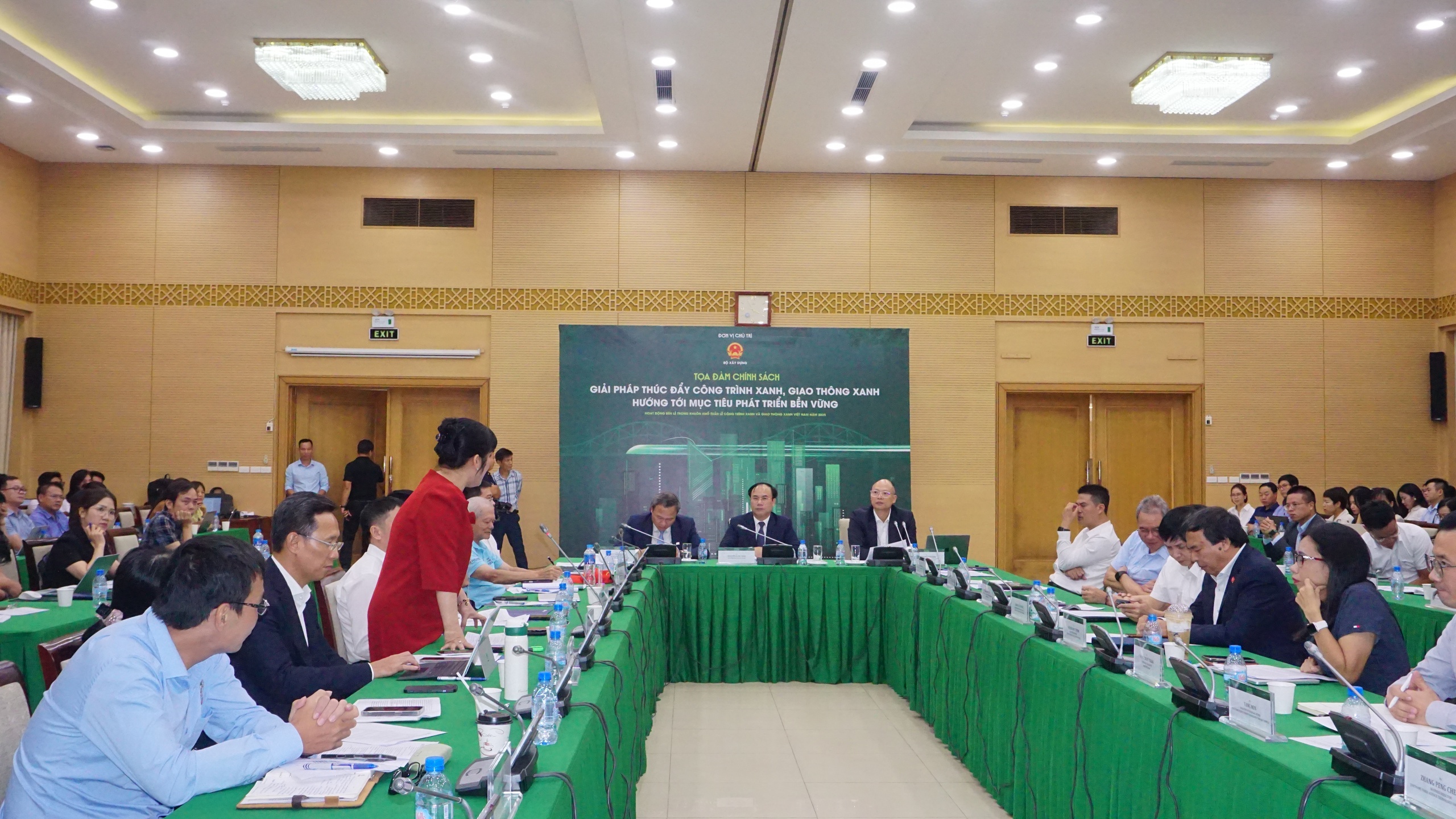 Giao thông xanh mở đường cho mục tiêu tăng trưởng xanh và phát triển bền vững- Ảnh 3. Giao thông xanh mở đường cho mục tiêu tăng trưởng xanh và phát triển bền vững- Ảnh 3.