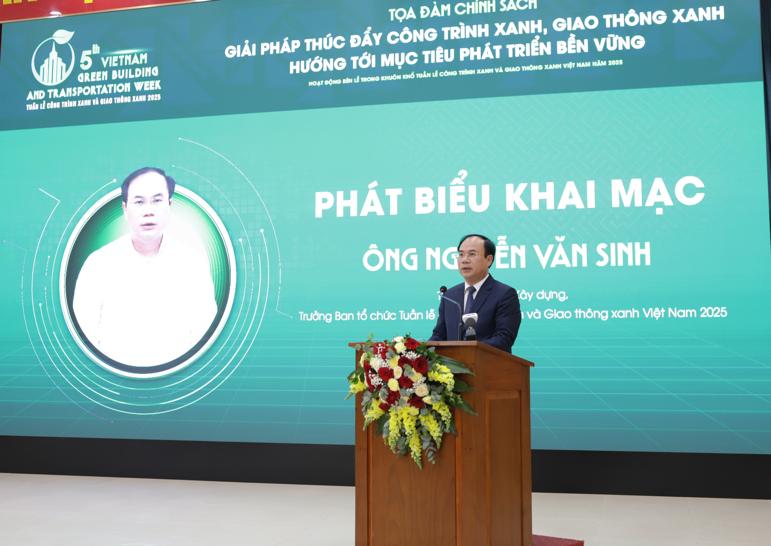 Công trình xanh và giao thông xanh là cấu phần quan trọng của kinh tế xanh- Ảnh 1. Công trình xanh và giao thông xanh là cấu phần quan trọng của kinh tế xanh- Ảnh 1.