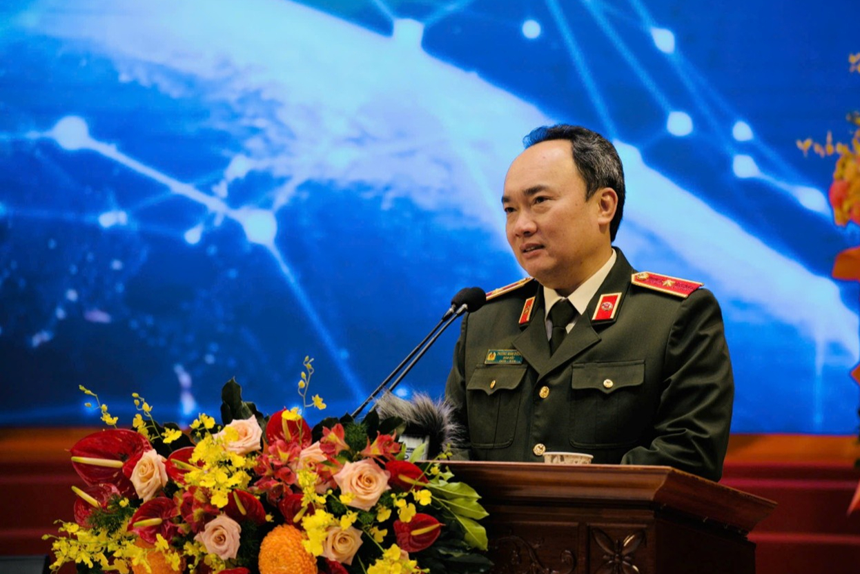 Lâm Đồng: Vận hành trung tâm giám sát, an ninh mạng, nâng cao quản lý đô thị thông minh- Ảnh 1. Lâm Đồng: Vận hành trung tâm giám sát, an ninh mạng, nâng cao quản lý đô thị thông minh- Ảnh 1.