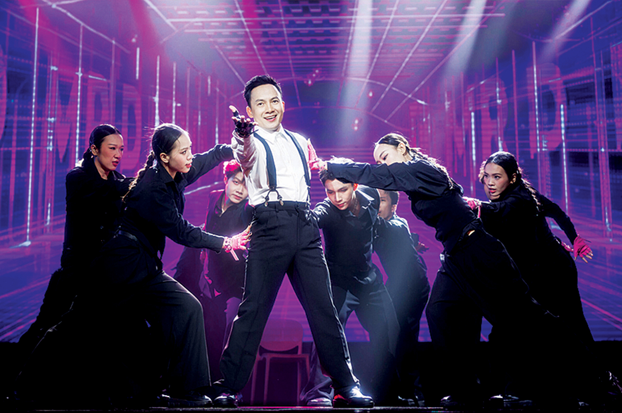 Rapper Đinh Tiến Đạt: Tôi trở lại không phải để tỏa sáng- Ảnh 1. Rapper Đinh Tiến Đạt: Tôi trở lại không phải để tỏa sáng- Ảnh 1.