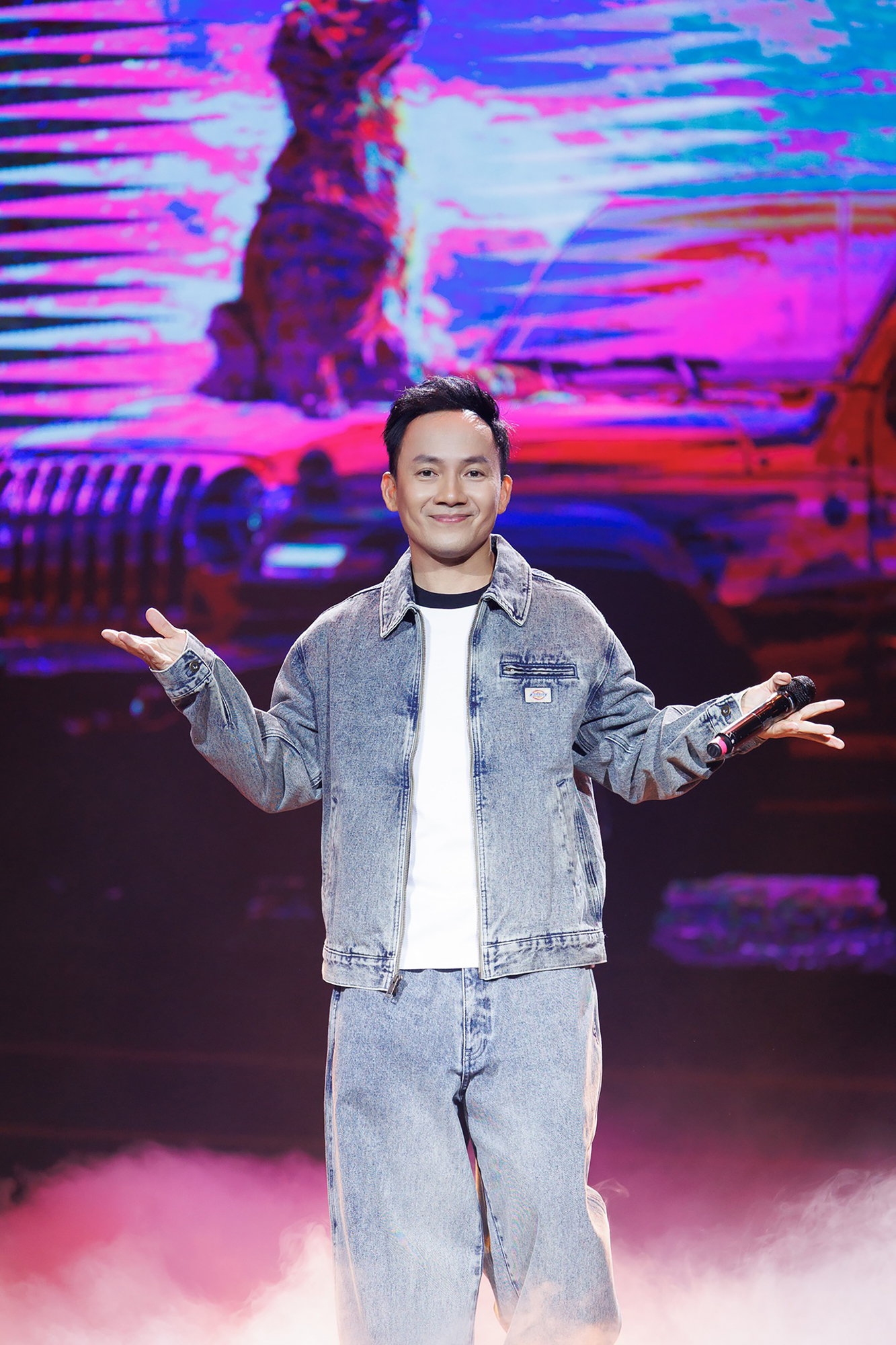 Rapper Đinh Tiến Đạt: Tôi trở lại không phải để tỏa sáng- Ảnh 3. Rapper Đinh Tiến Đạt: Tôi trở lại không phải để tỏa sáng- Ảnh 3.
