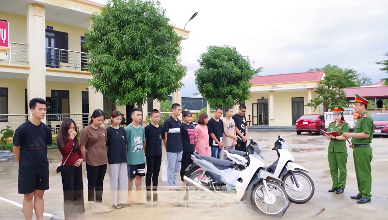 Ninh Bình: Triệu tập 12 thanh, thiếu niên điều tra hành vi gây rối trật tự công cộng- Ảnh 1. Ninh Bình: Triệu tập 12 thanh, thiếu niên điều tra hành vi gây rối trật tự công cộng- Ảnh 1.