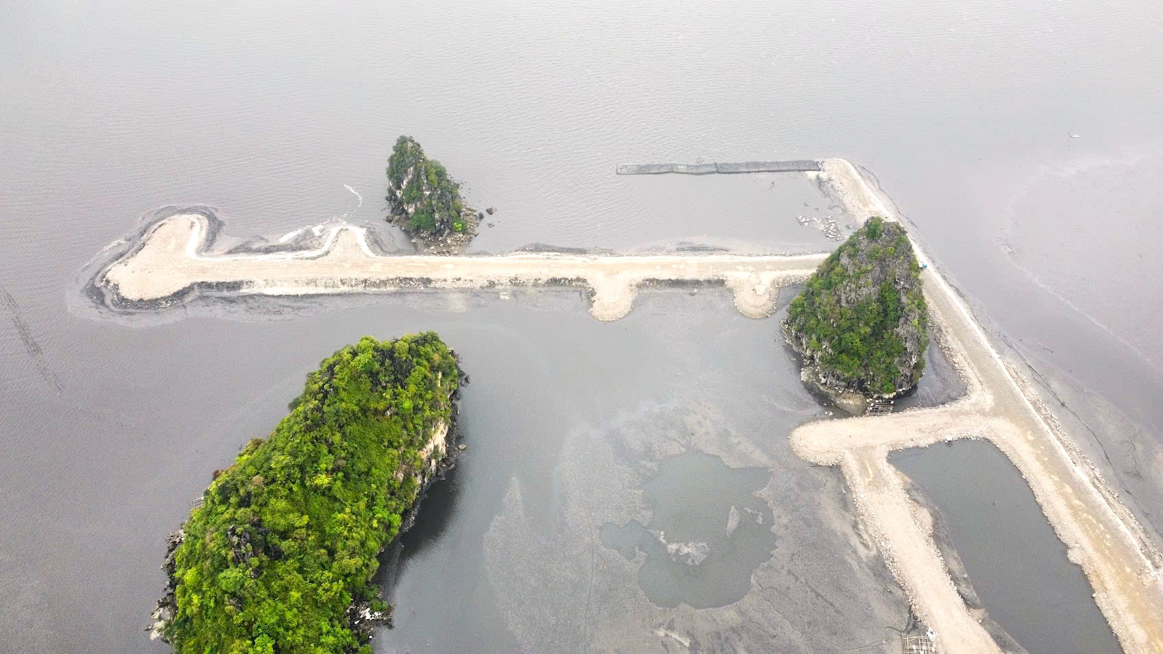 Quảng Ninh cho phép tiếp tục Dự án KĐT 10B Quang Hanh sau rà soát vùng đệm Vịnh Hạ Long- Ảnh 1. Quảng Ninh cho phép tiếp tục Dự án KĐT 10B Quang Hanh sau rà soát vùng đệm Vịnh Hạ Long- Ảnh 1.