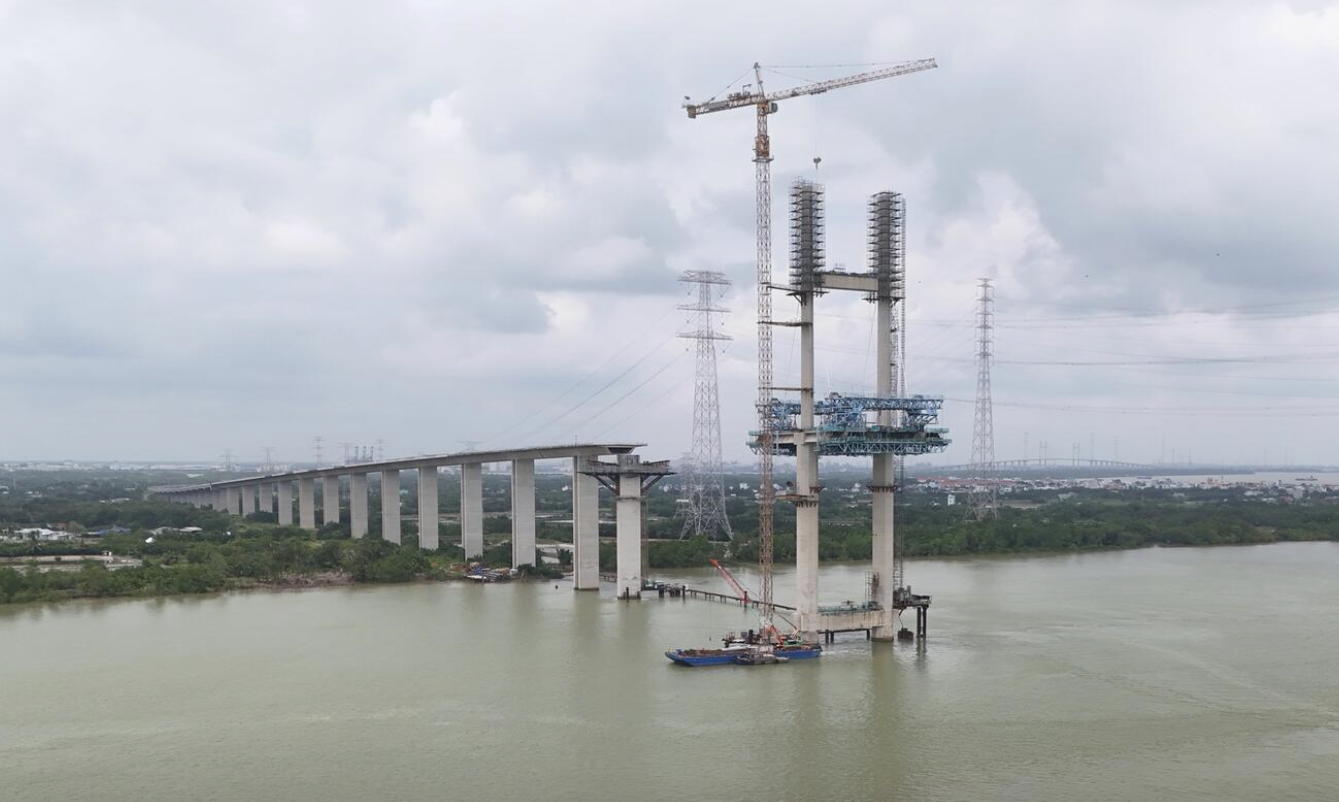 Gỡ mặt bằng nút giao QL51 với cao tốc Bến Lức - Long Thành- Ảnh 3.