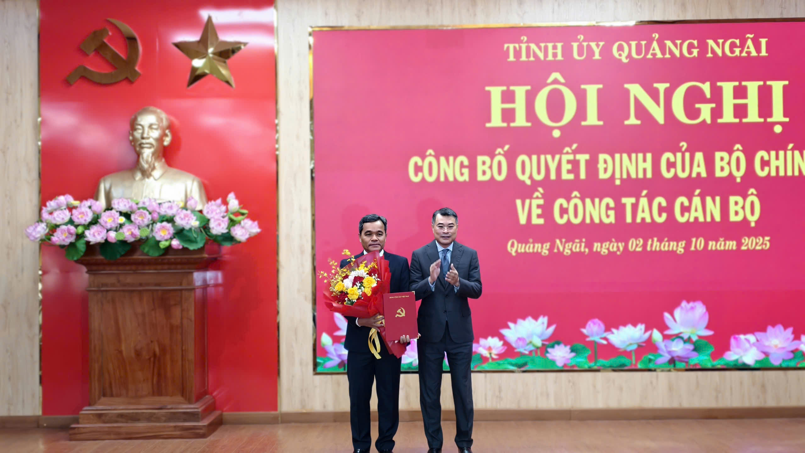 Ông Hồ Văn Niên làm Bí thư Tỉnh ủy Quảng Ngãi- Ảnh 1.