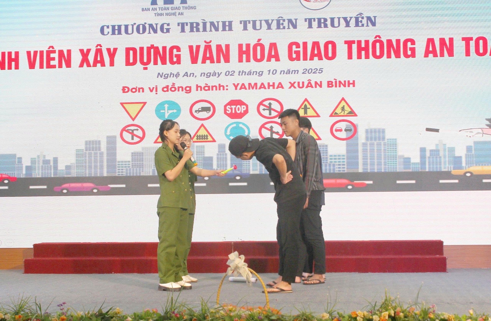 Biến mỗi sinh viên thành một đại sứ văn hóa giao thông- Ảnh 3.