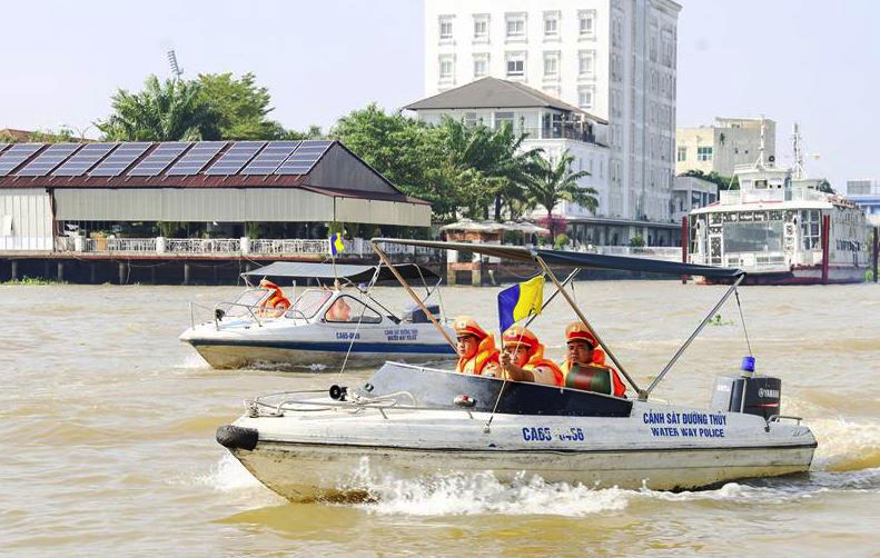 Cần Thơ xóa đăng ký 236 phương tiện thủy nội địa- Ảnh 1.
