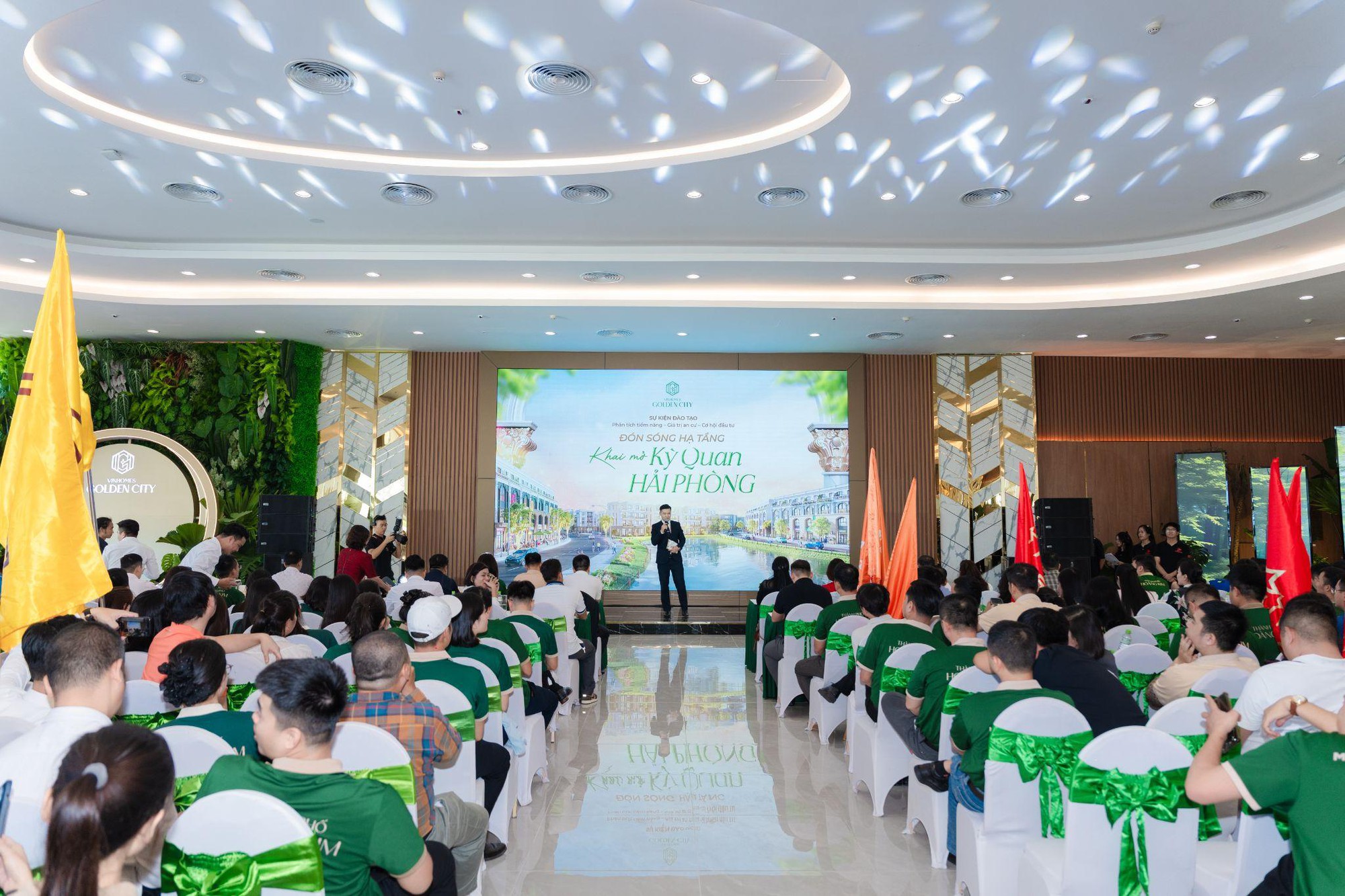 VHS Group đồng hành cùng Vinhomes khai mở kỳ quan Hải Phòng- Ảnh 1. VHS Group đồng hành cùng Vinhomes khai mở kỳ quan Hải Phòng- Ảnh 1.