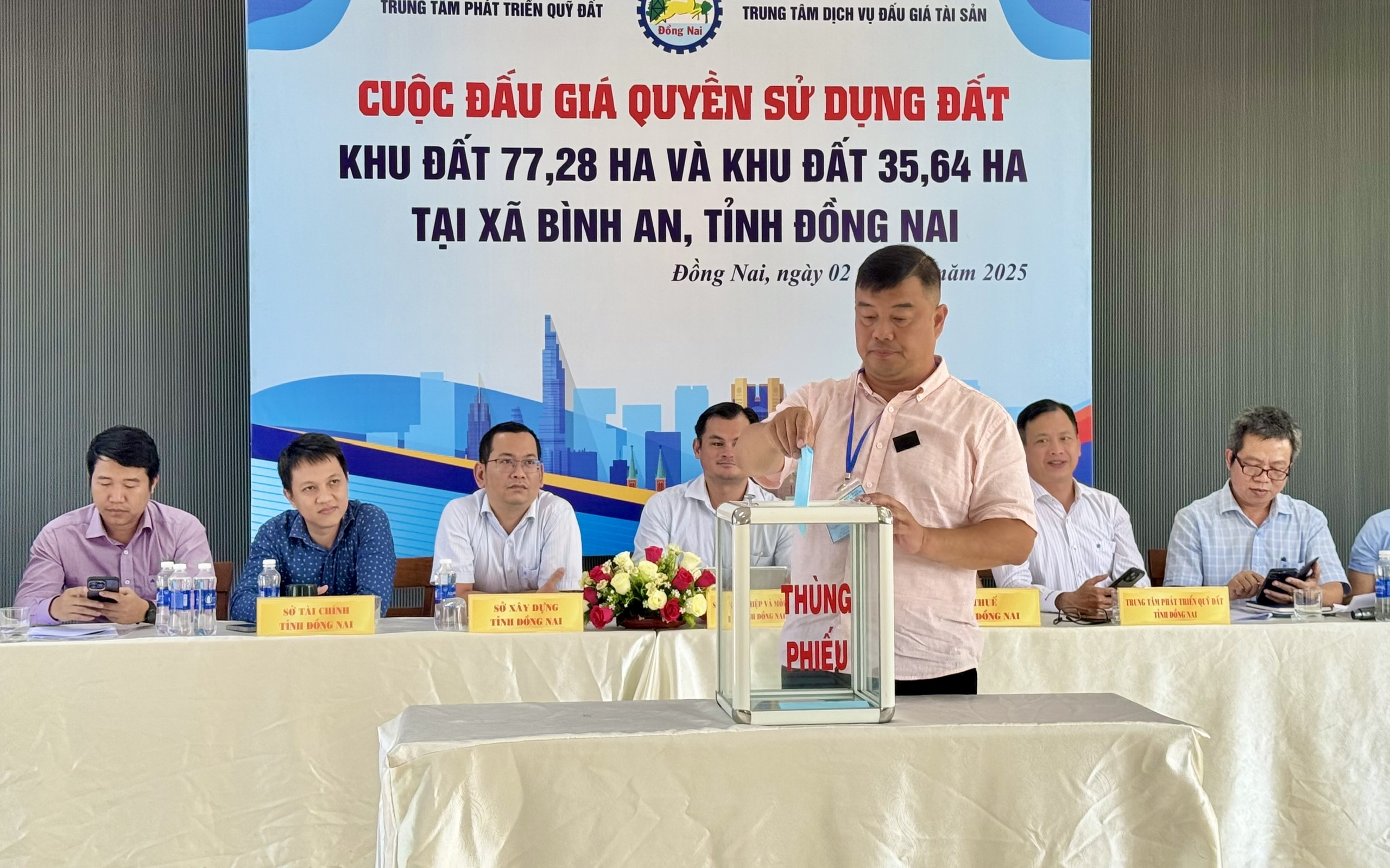 Đấu giá thành công hai khu đất hơn 6.700 tỷ đồng cận kề sân bay Long Thành- Ảnh 8. Đấu giá thành công hai khu đất hơn 6.700 tỷ đồng cận kề sân bay Long Thành- Ảnh 8.
