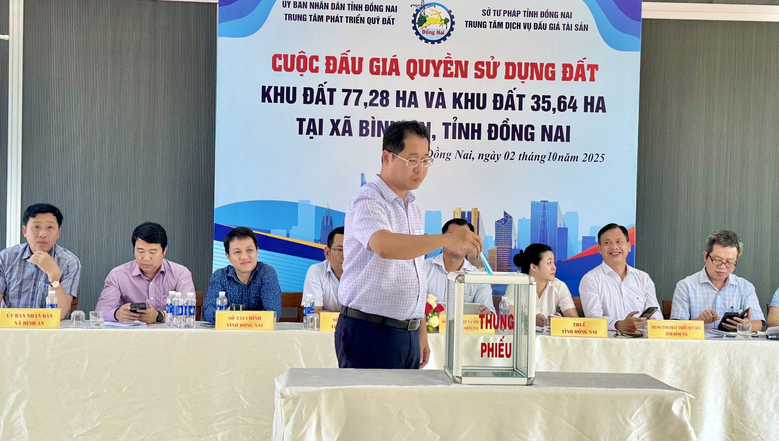Đấu giá thành công hai khu đất hơn 6.700 tỷ đồng cận kề sân bay Long Thành- Ảnh 6. Đấu giá thành công hai khu đất hơn 6.700 tỷ đồng cận kề sân bay Long Thành- Ảnh 6.